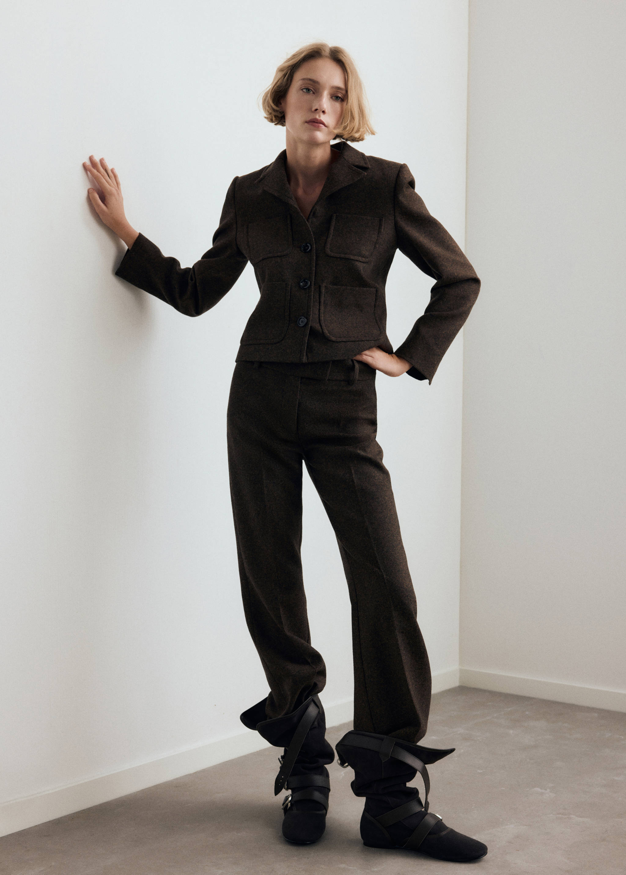 Suede boots with buckle - General plane