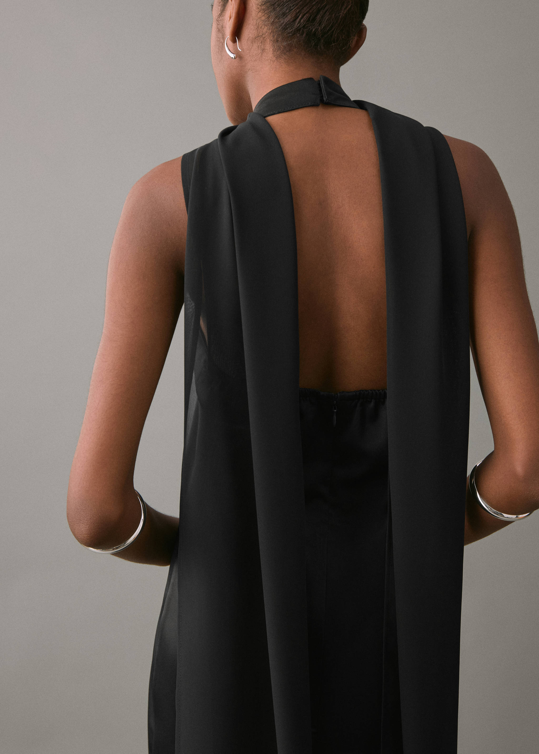 Satin halter neck dress - Details of the article 6