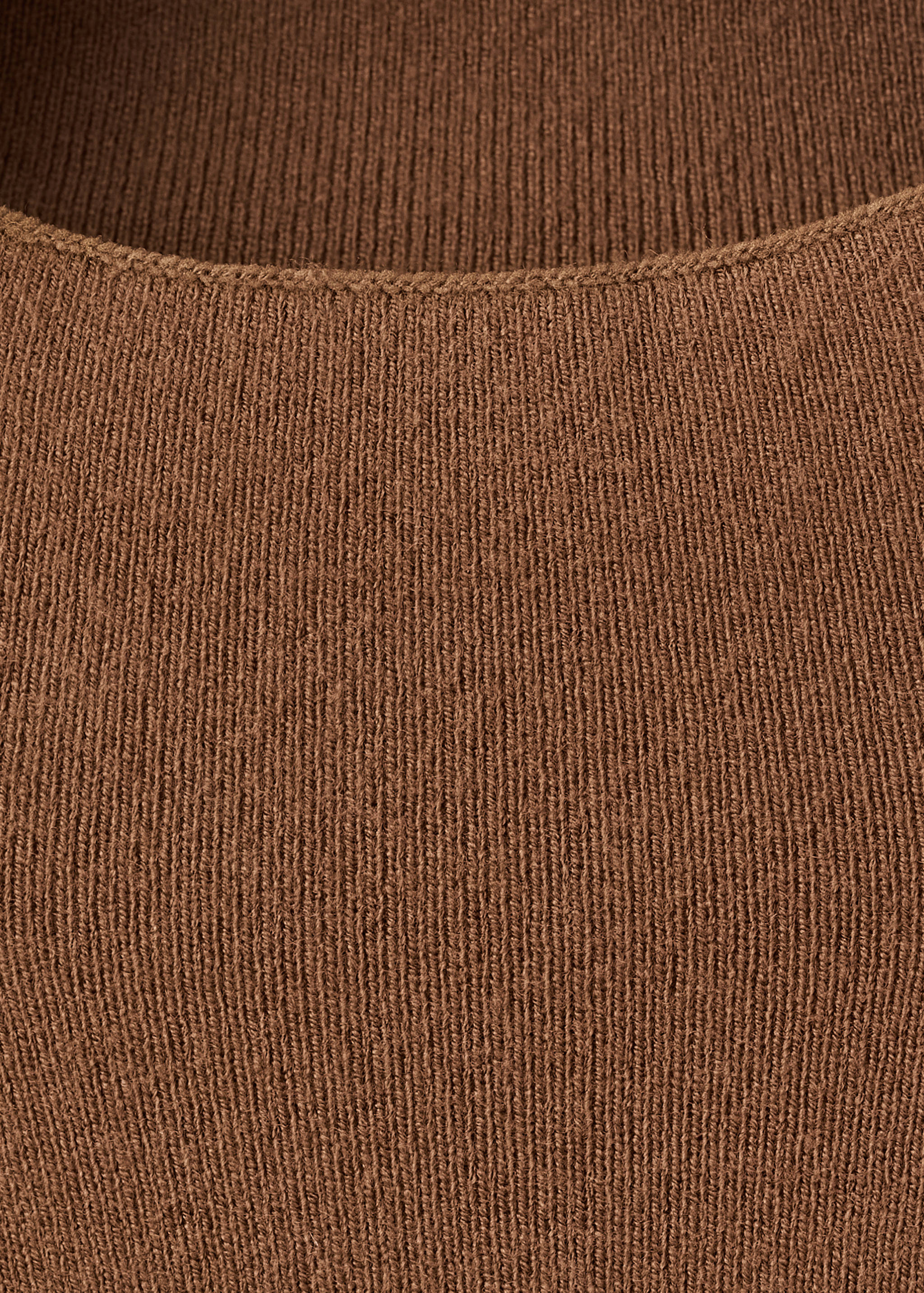 High collar sweater - Details of the article 8