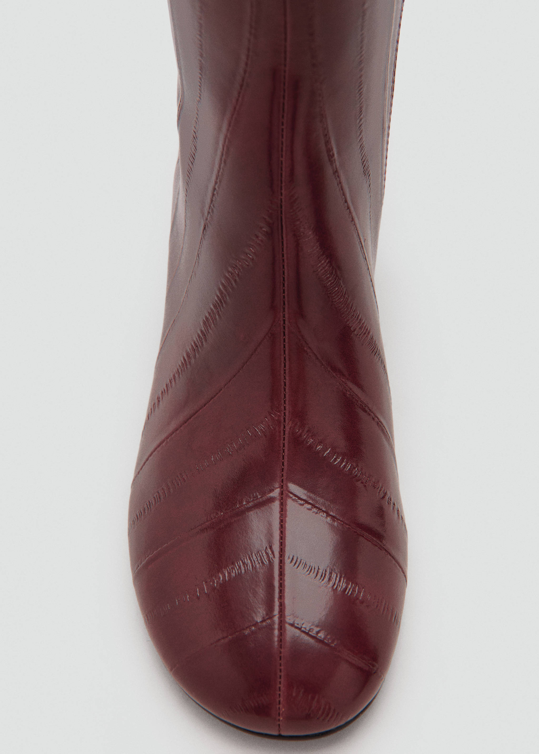 Bota salto textura - Pormenor do artigo 3