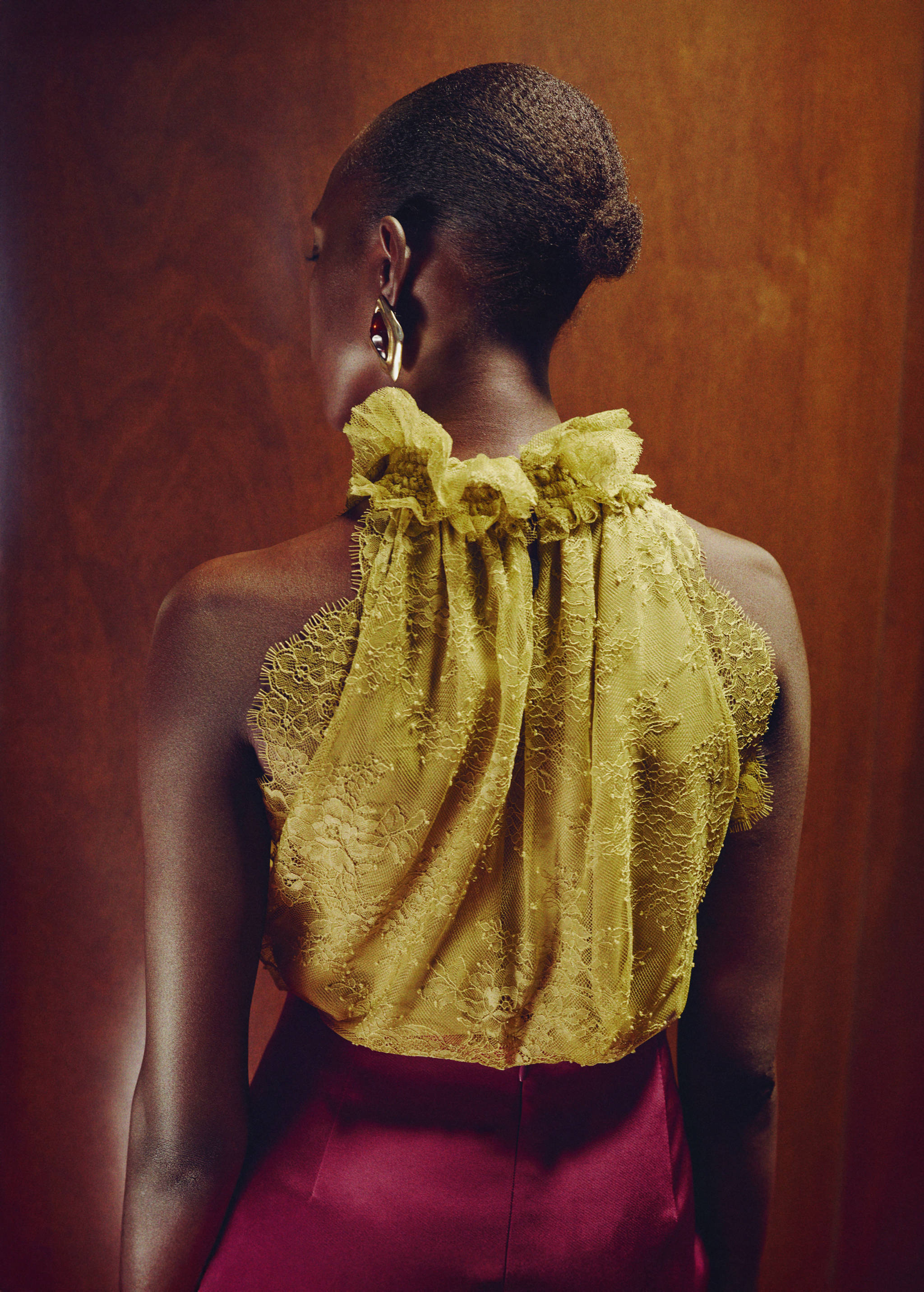 Top en dentelle avec col à rabats - Verso de l’article