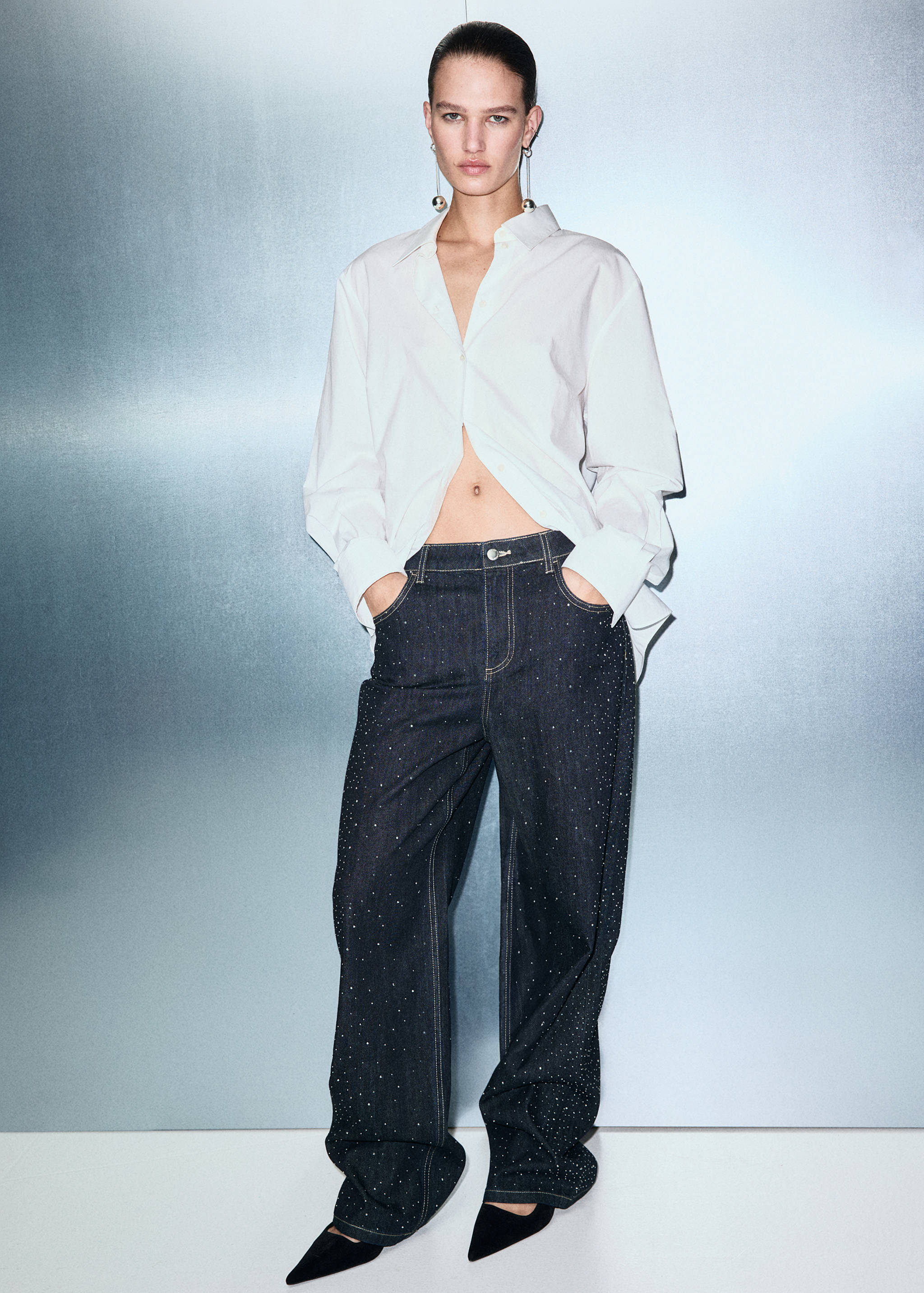 Straight jeans with rhinestone detail - General plane