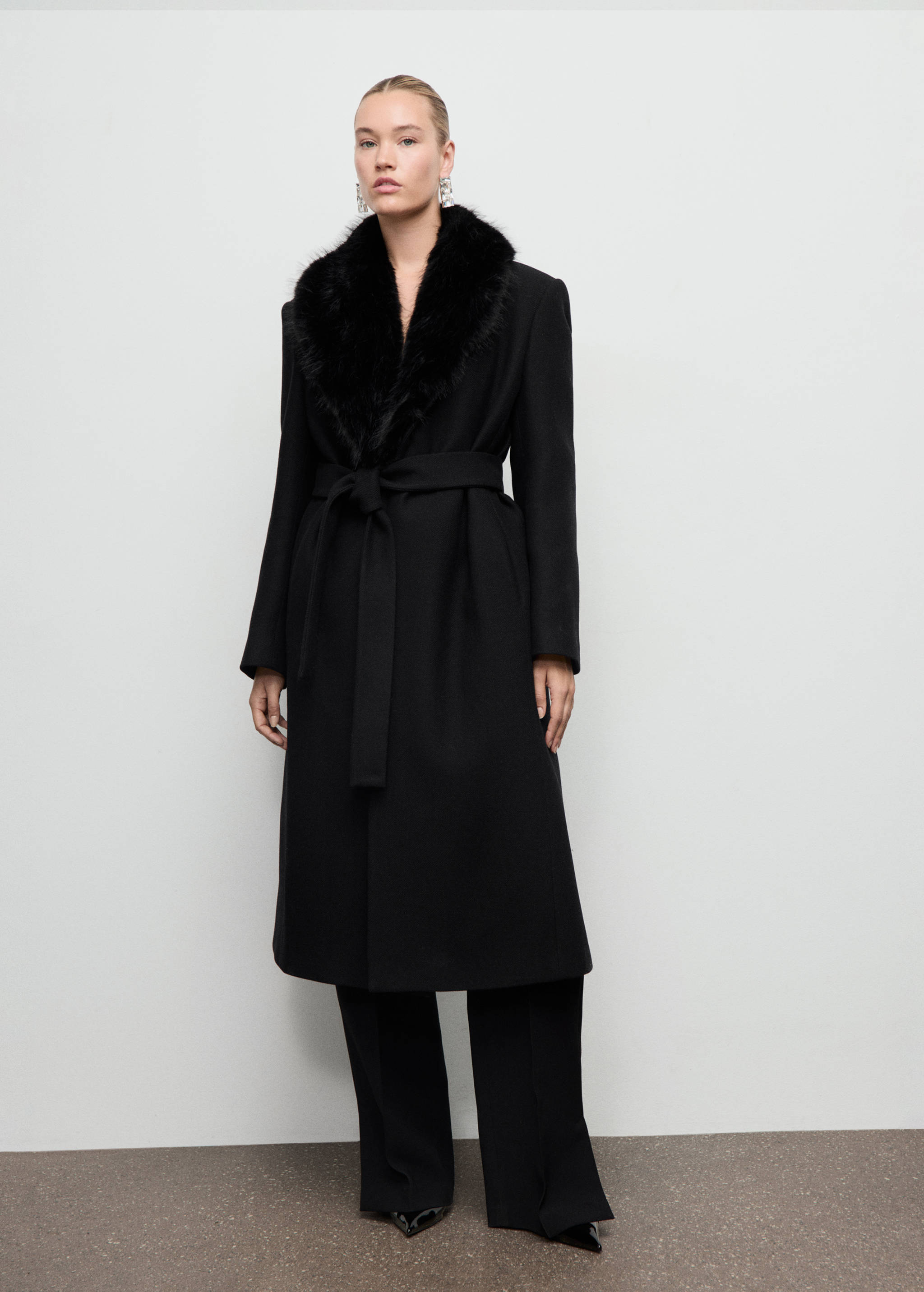 Manteco yünlü kürk yakalı palto - Ürün detayı 3