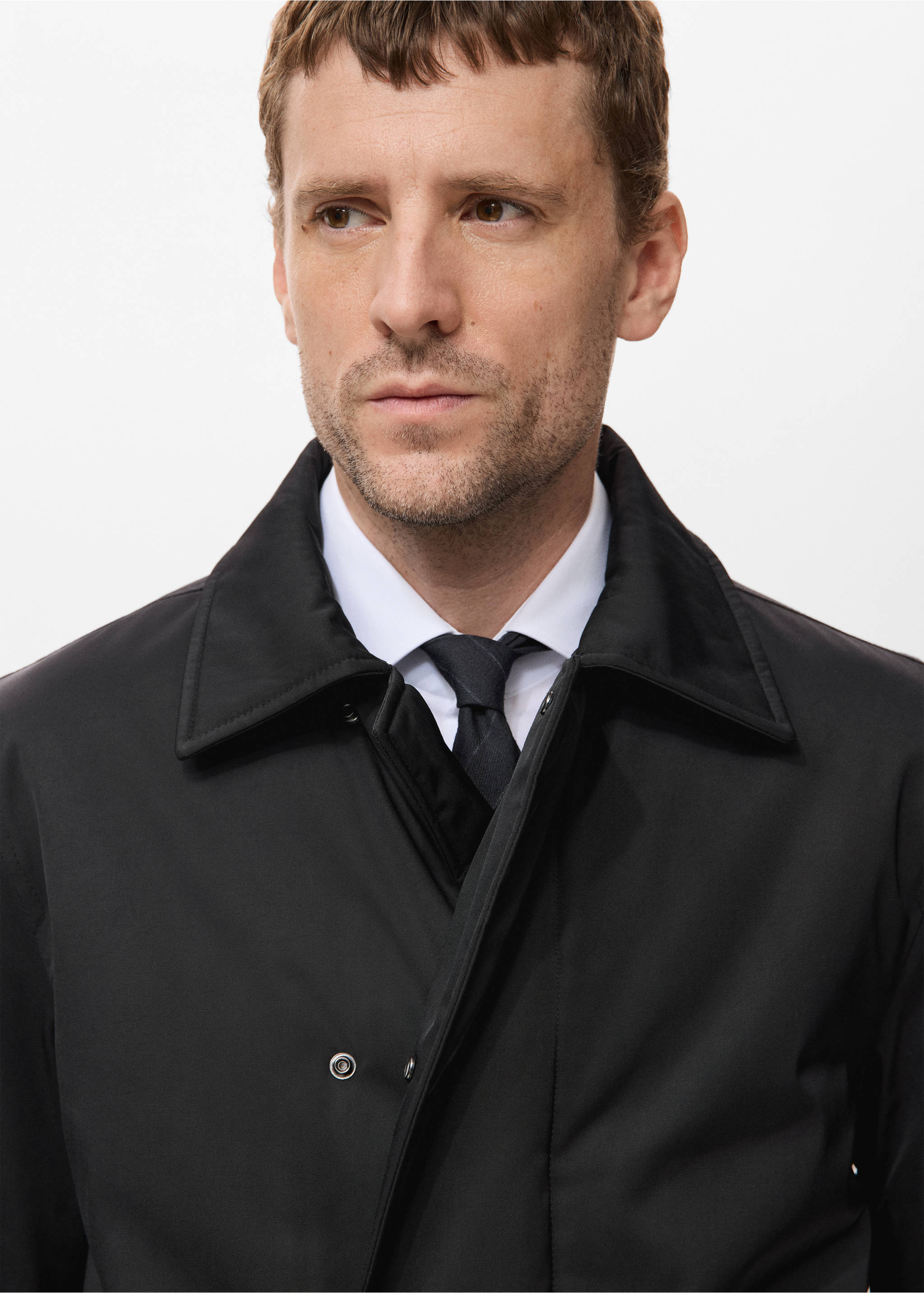 Chaqueta water-repellent bolsillos - Detalle del artículo 1, Negro. Ref: 17069205-00.