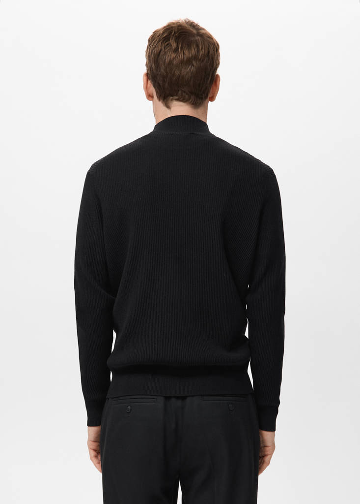 Ribbed turtleneck sweater — Black