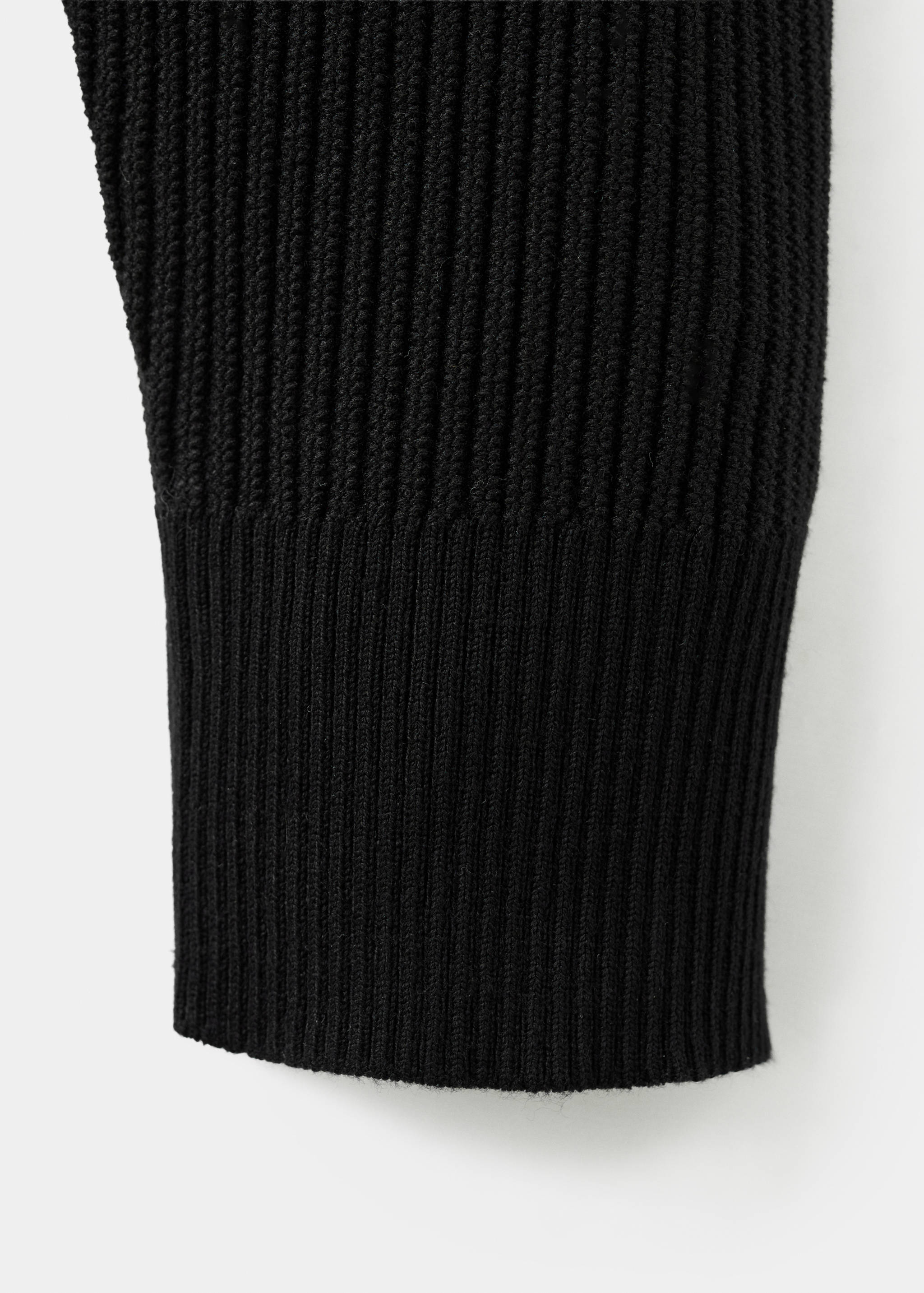 Ribbed turtleneck sweater - Details of the article 0