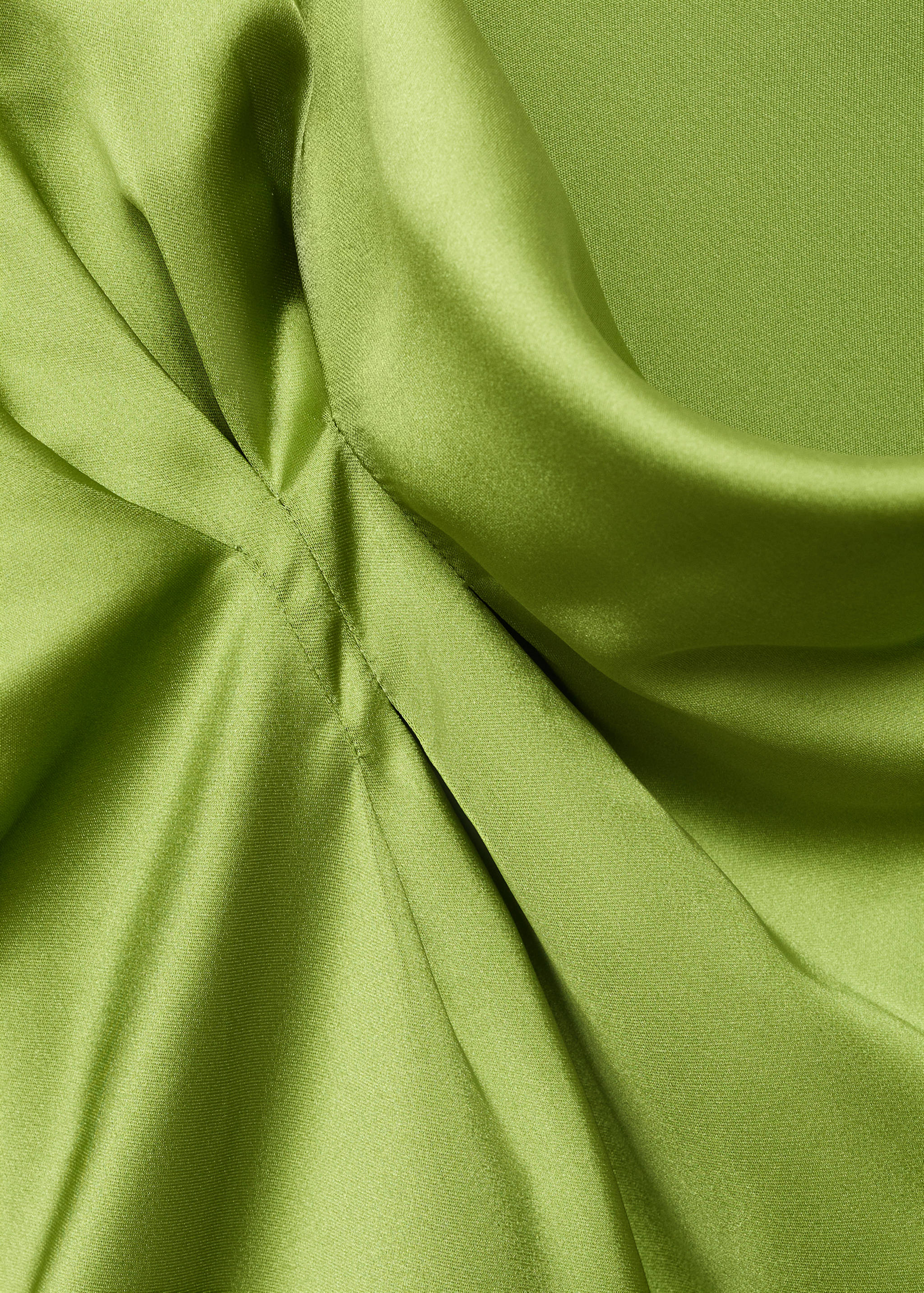 Satinerad blus med draperad detalj - Detaljer om artikeln 8