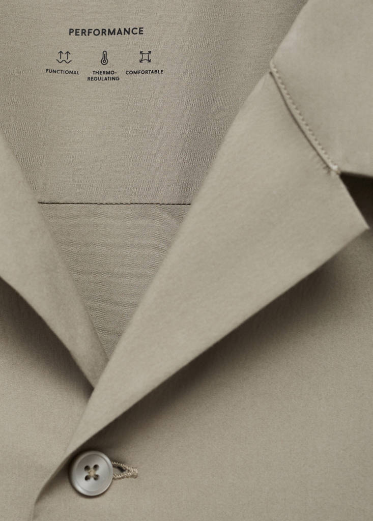 Shirt with pockets and bowling collar — Khaki