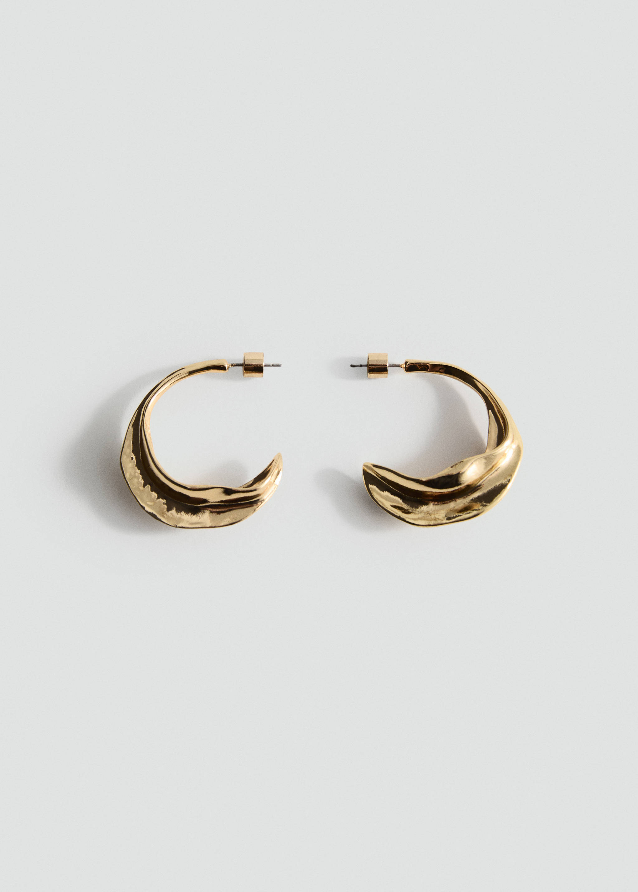 Embossed hoop earrings - Article without model