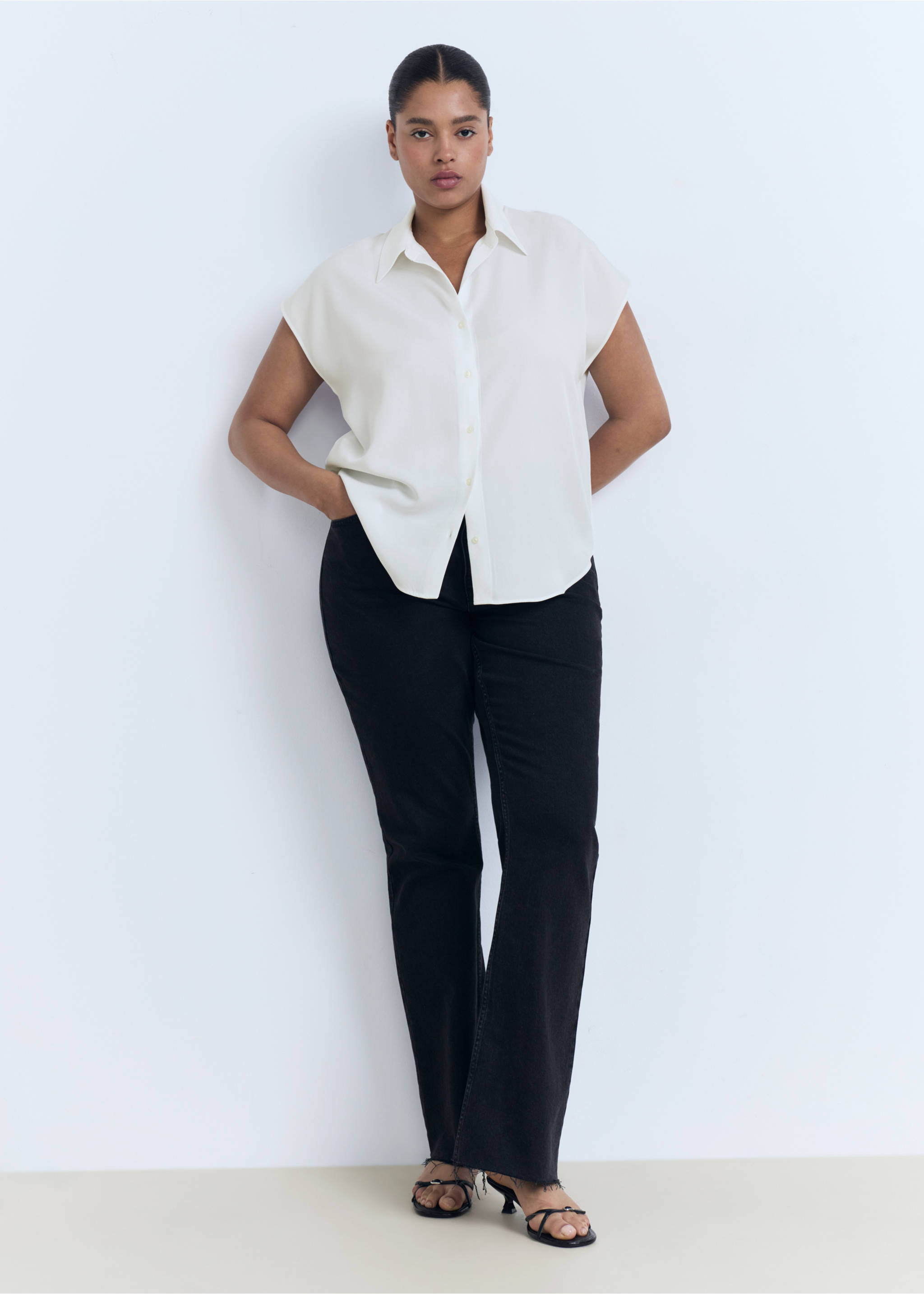 Chemise Lyocell sans manches - Détail de l'article 3, Blanc cassé. Ref: 17071137-00.