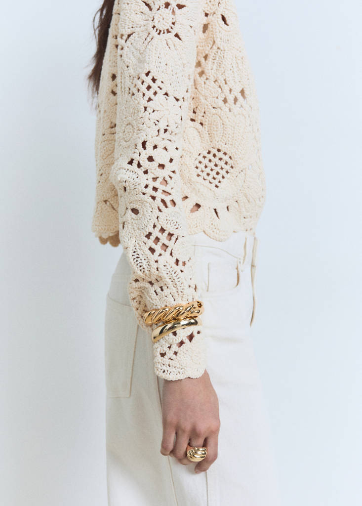 Openwork knitted jacket with scalloped hem — Ecru