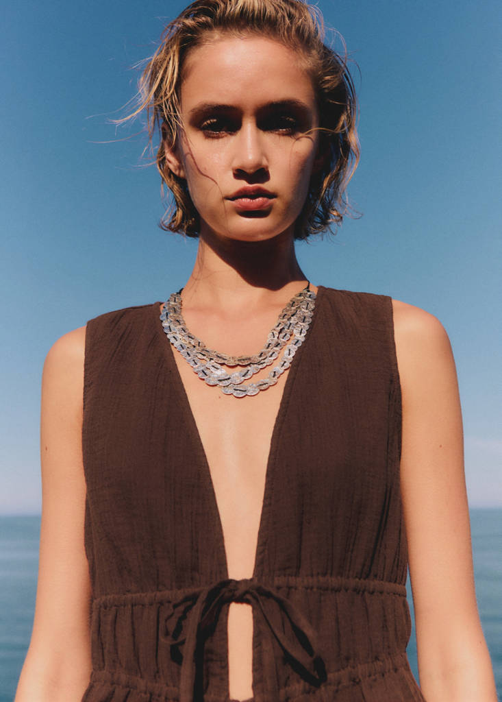 Ruffled top with bows — Chocolate