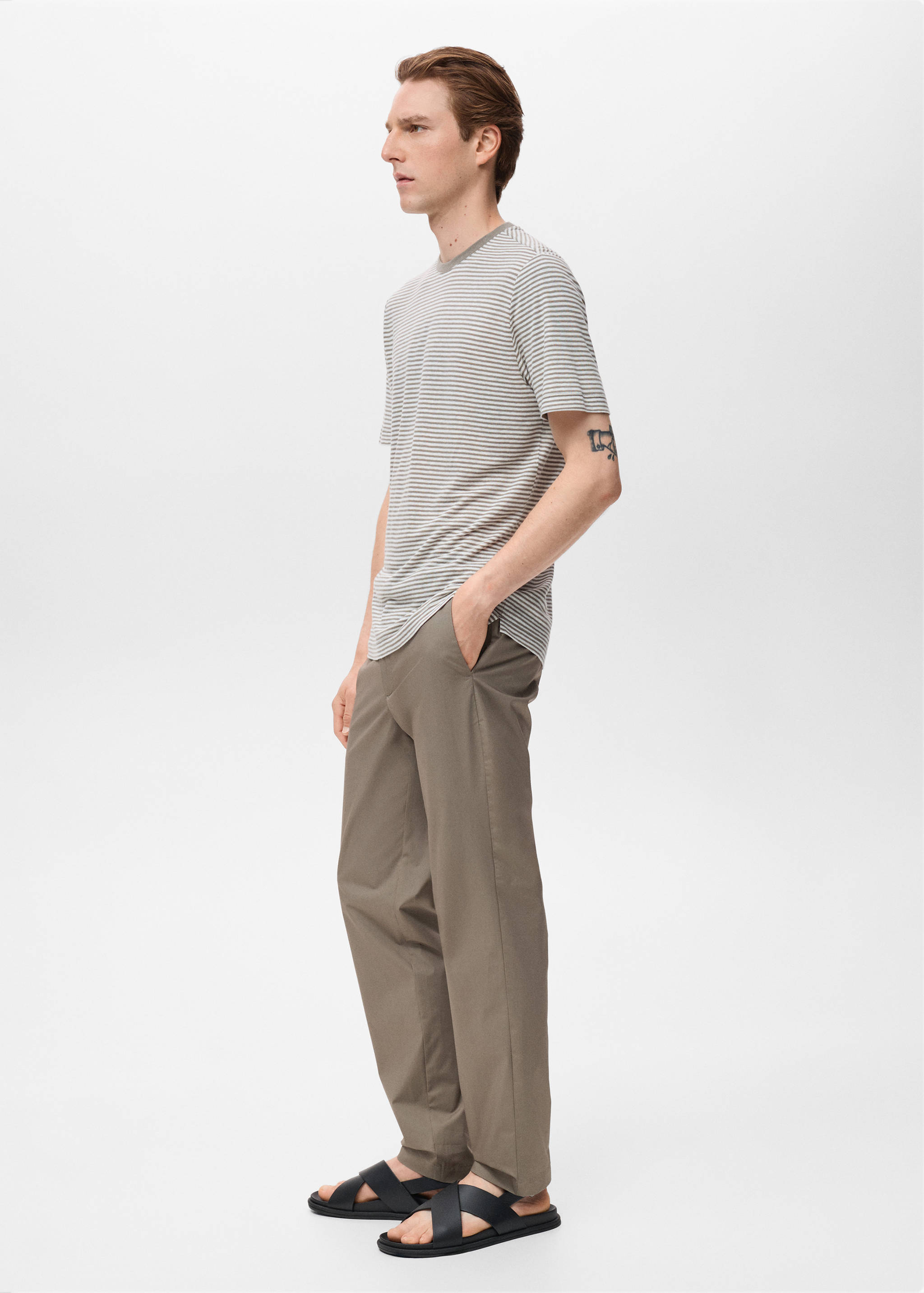 100% slim-fit cotton trousers - Details of the article 2