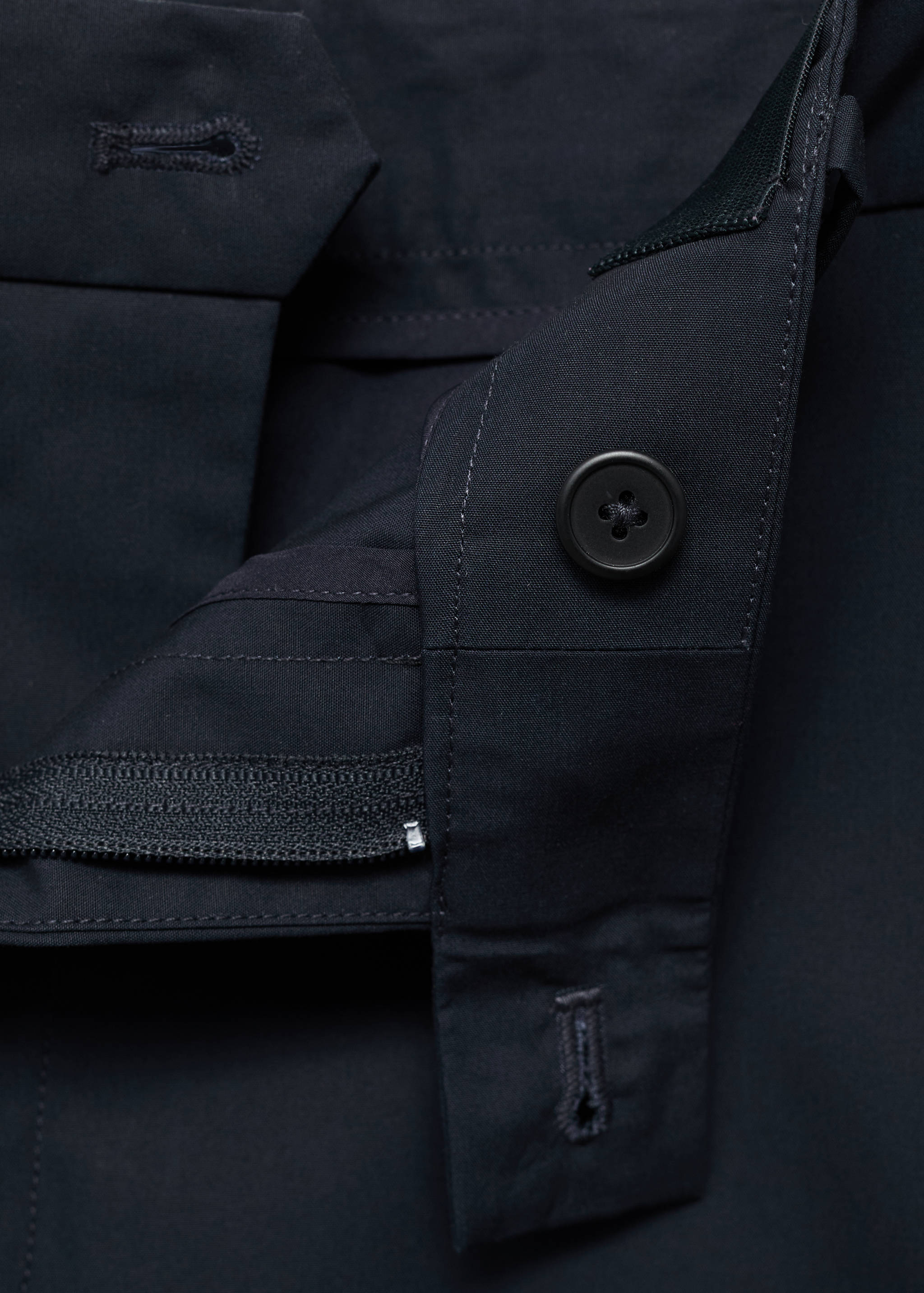 100% slim-fit cotton trousers - Details of the article 8