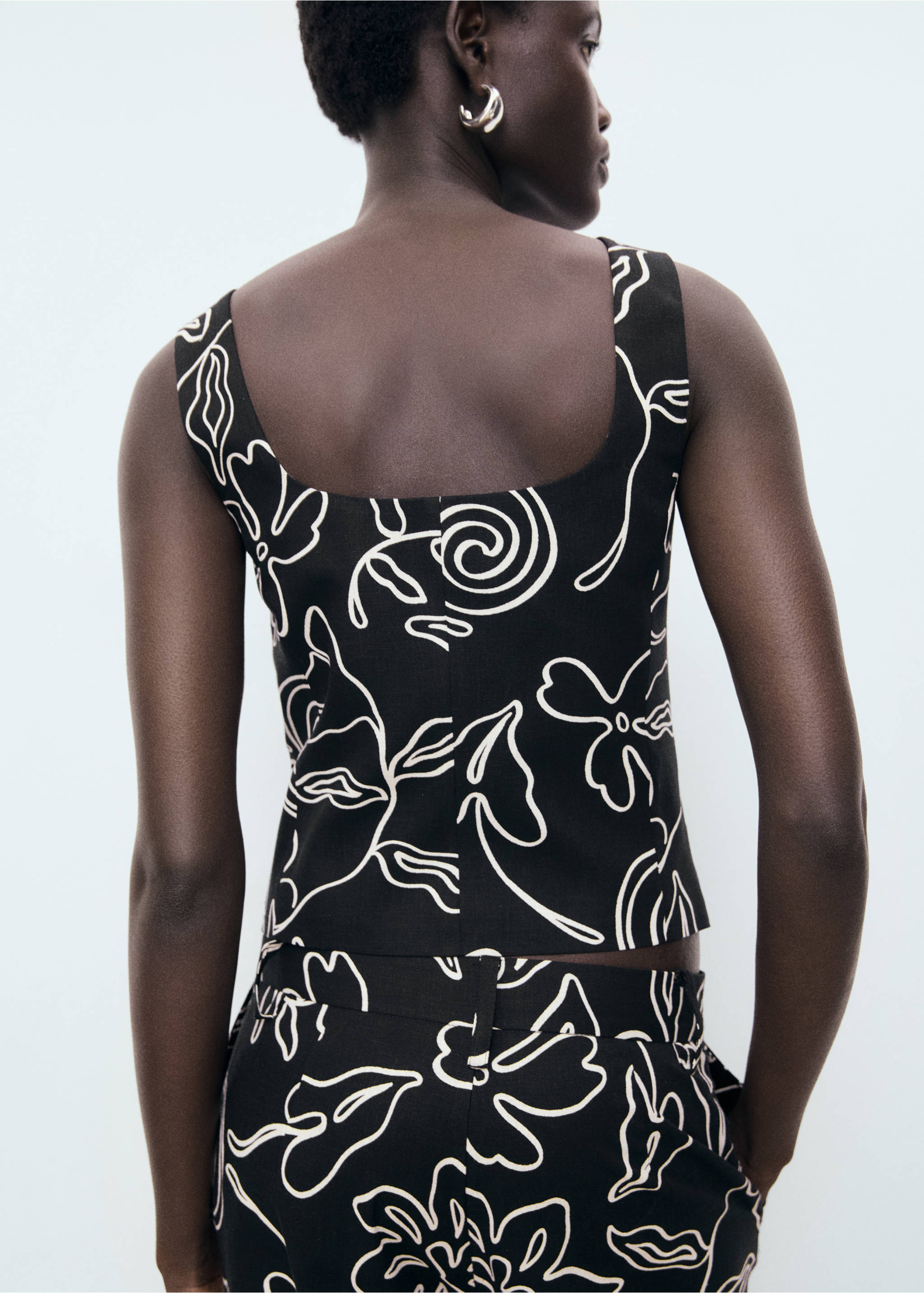 Floral-print linen suit waistcoat - Reverse of the article, Black. Ref: 17071163-00.