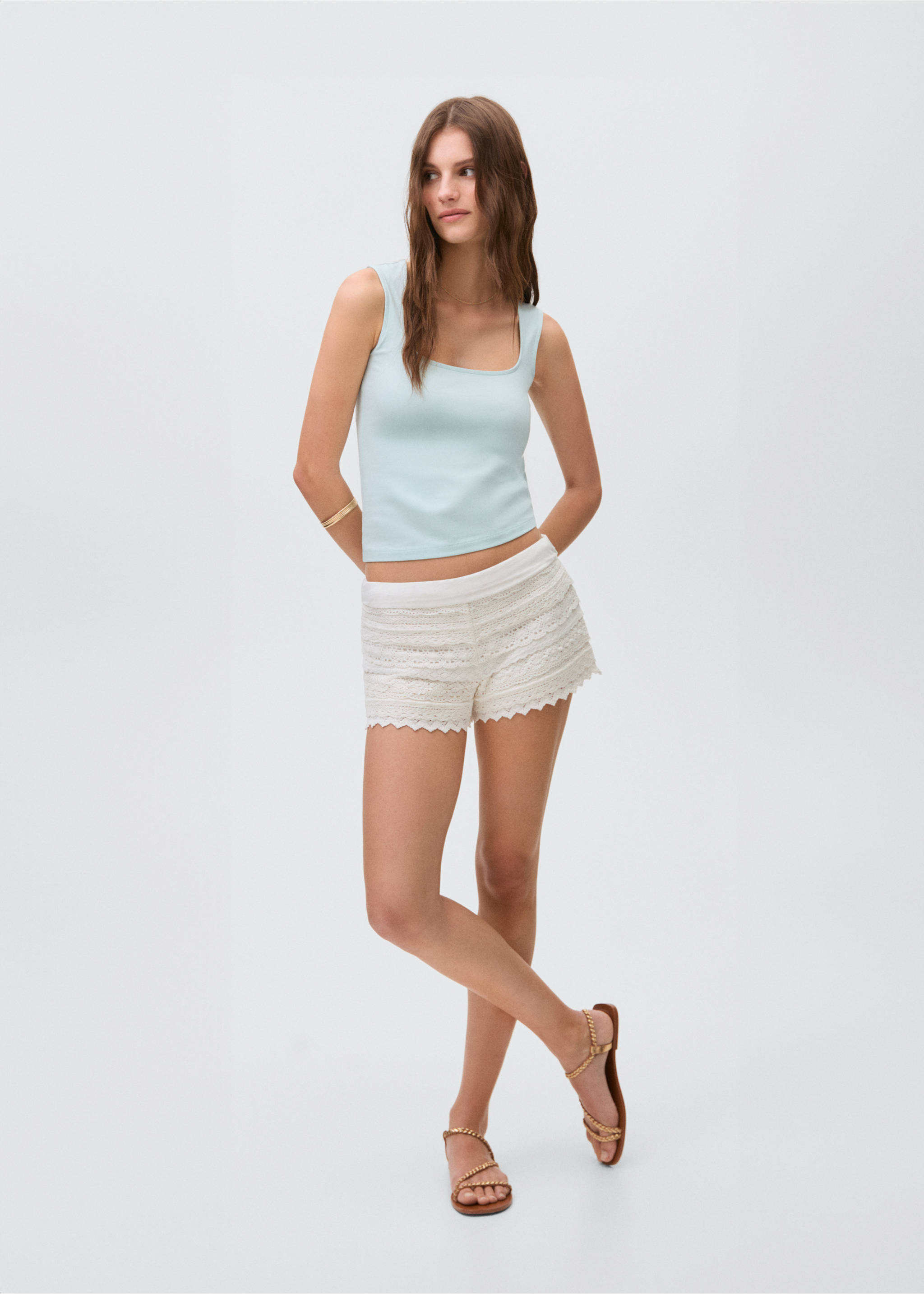 Shorts volantes crochet - Plano general, Blanco roto. Ref: 17071164-00.