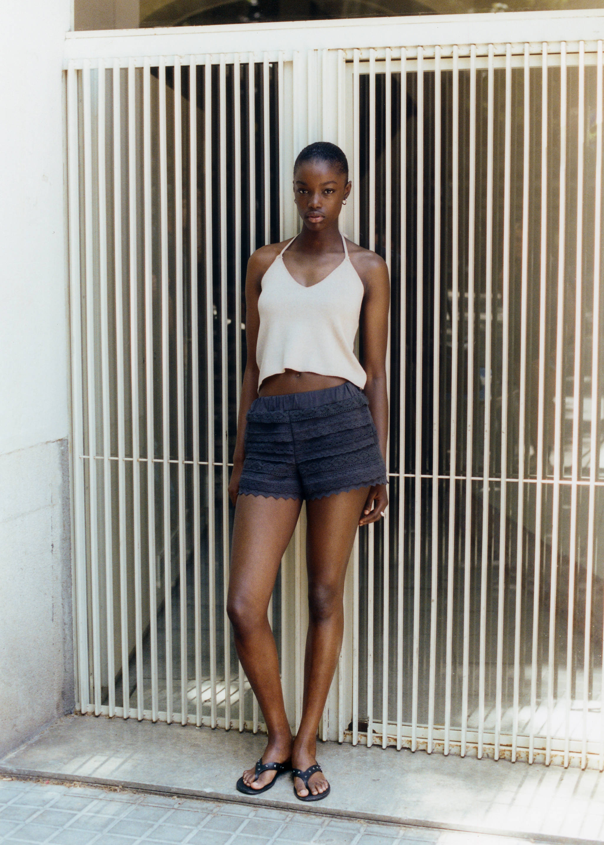 Crochet shorts with ruffles - Details of the article 5