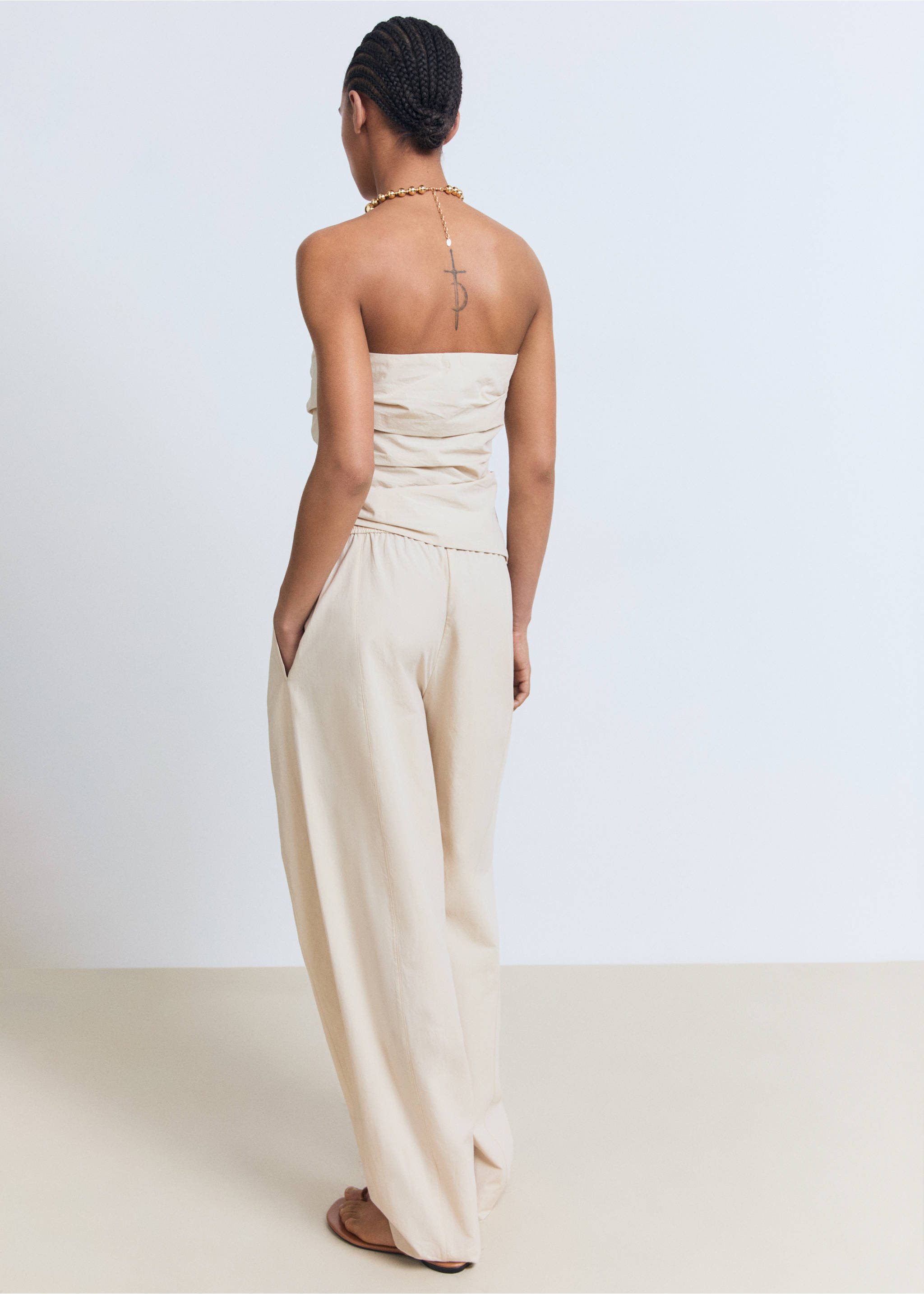 Cotton paperbag trousers - Reverse of the article, Ecru. Ref: 17071174-00.