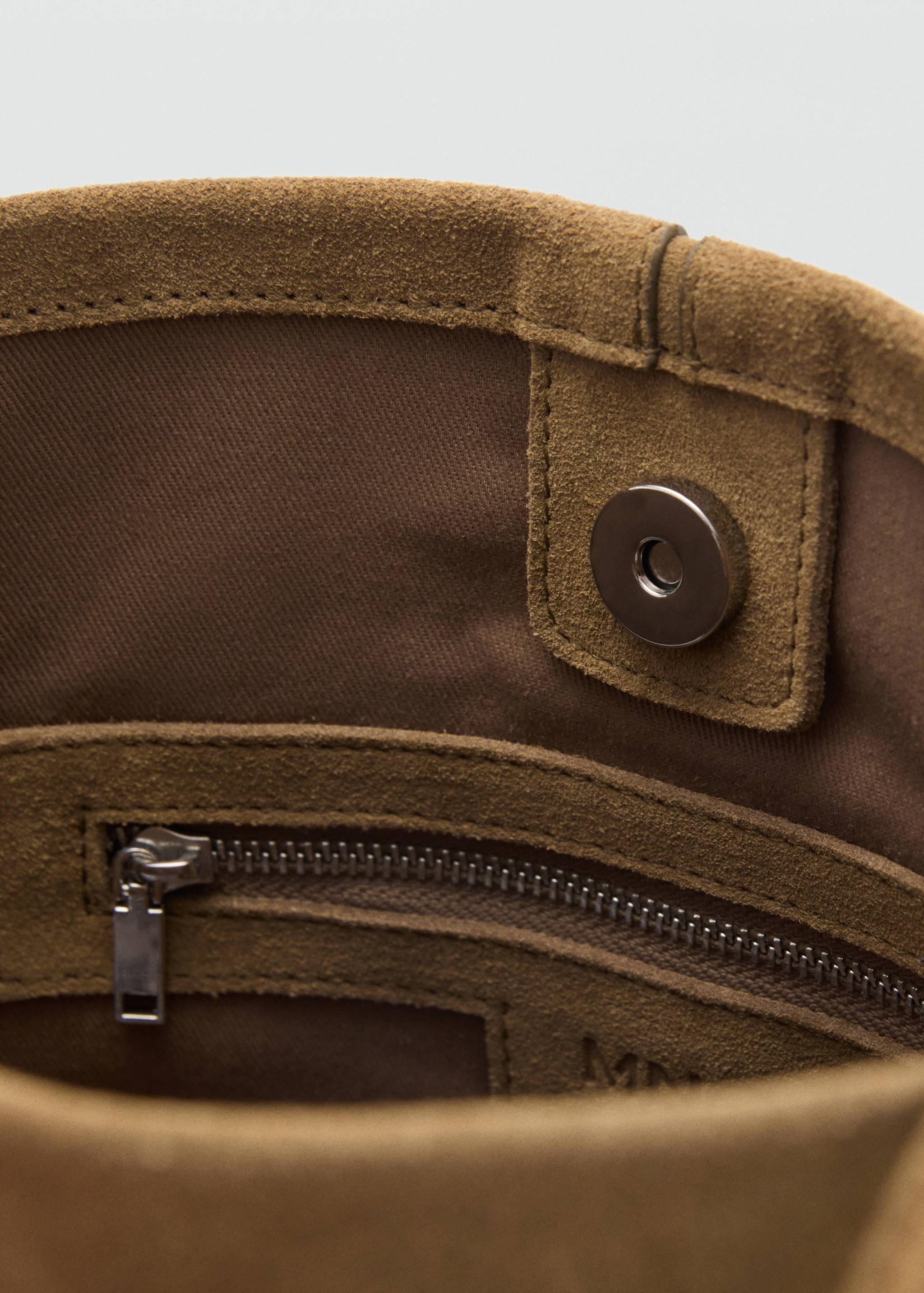 Δερμάτινη τσάντα bucket - Λεπτομέρεια του προϊόντος 3