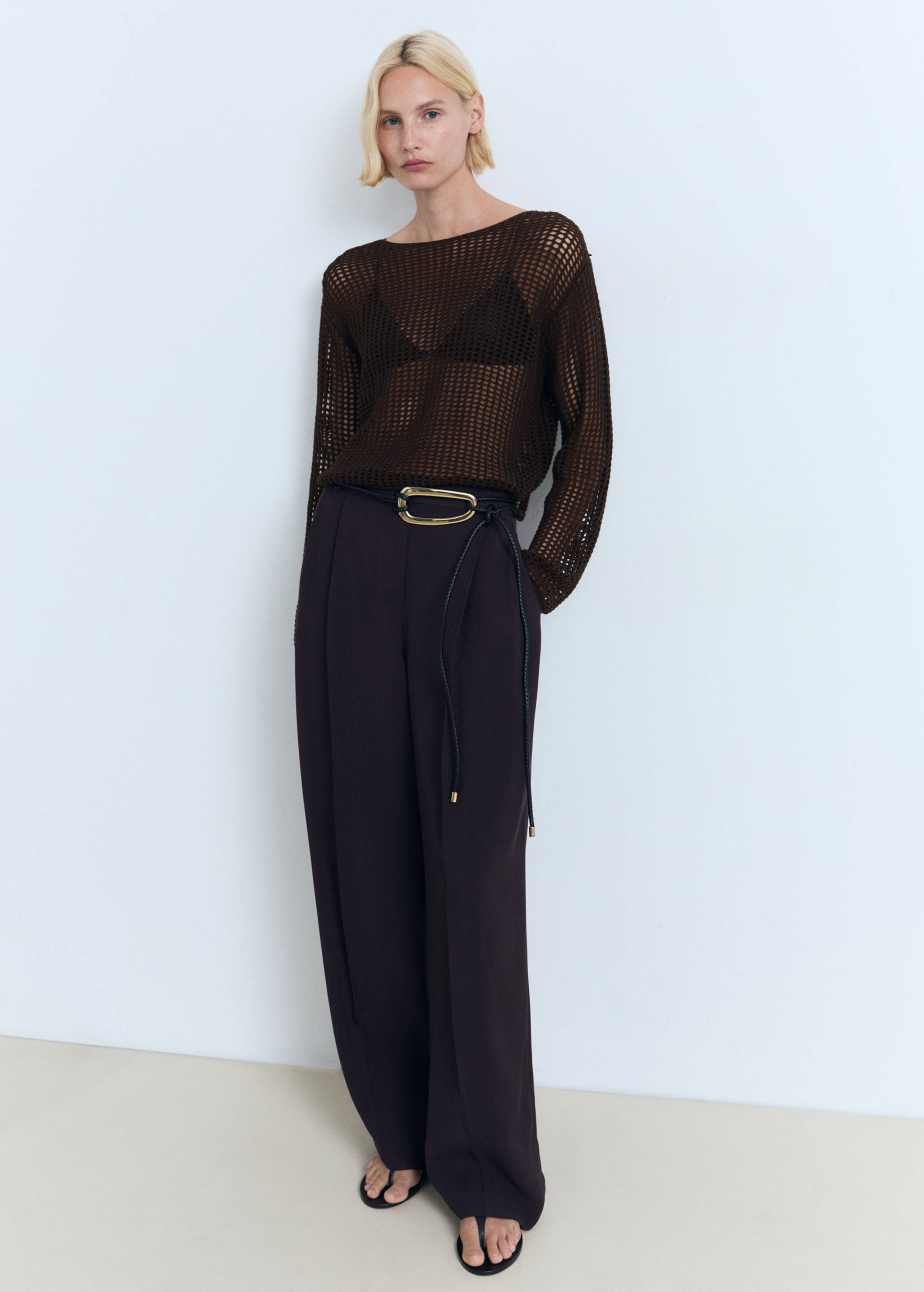 Long-sleeved crochet sweater - General plane