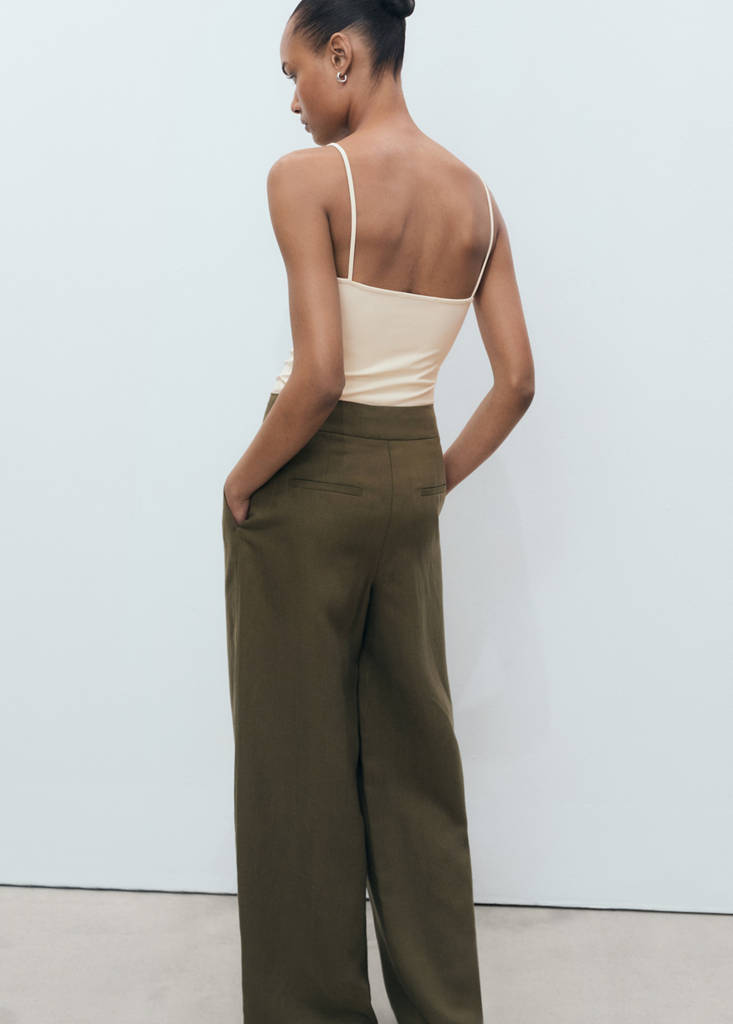 Spaghetti strap top — White