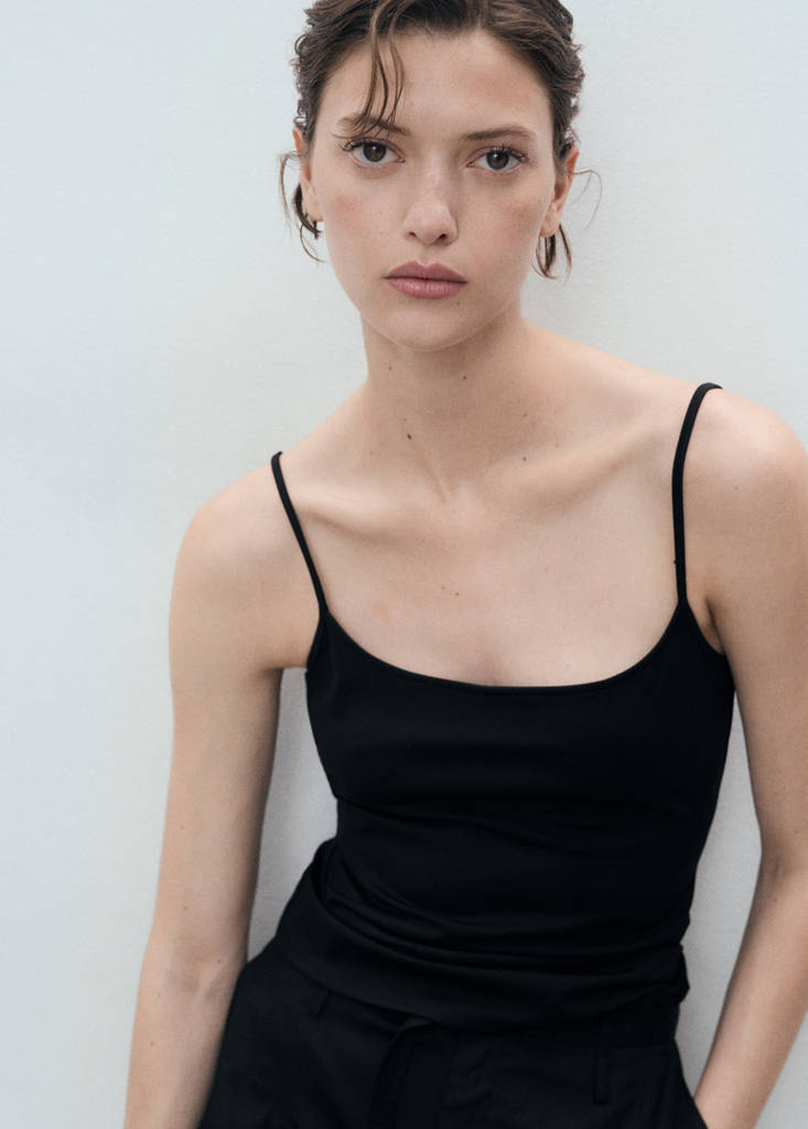 Spaghetti strap top — Black