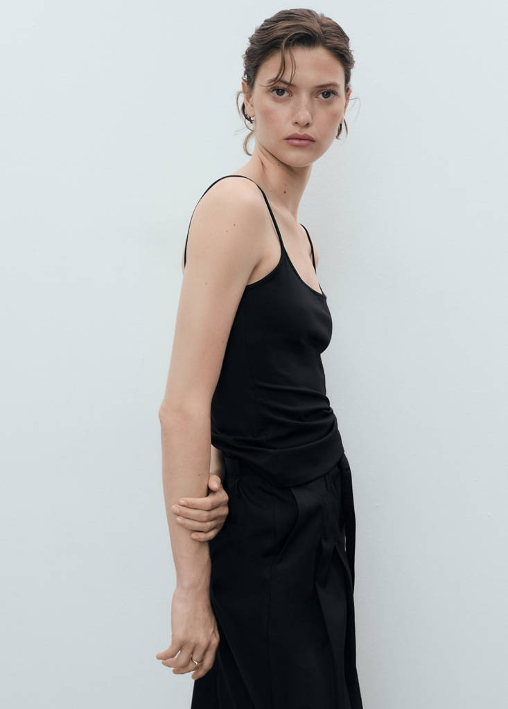 Spaghetti strap top — Black