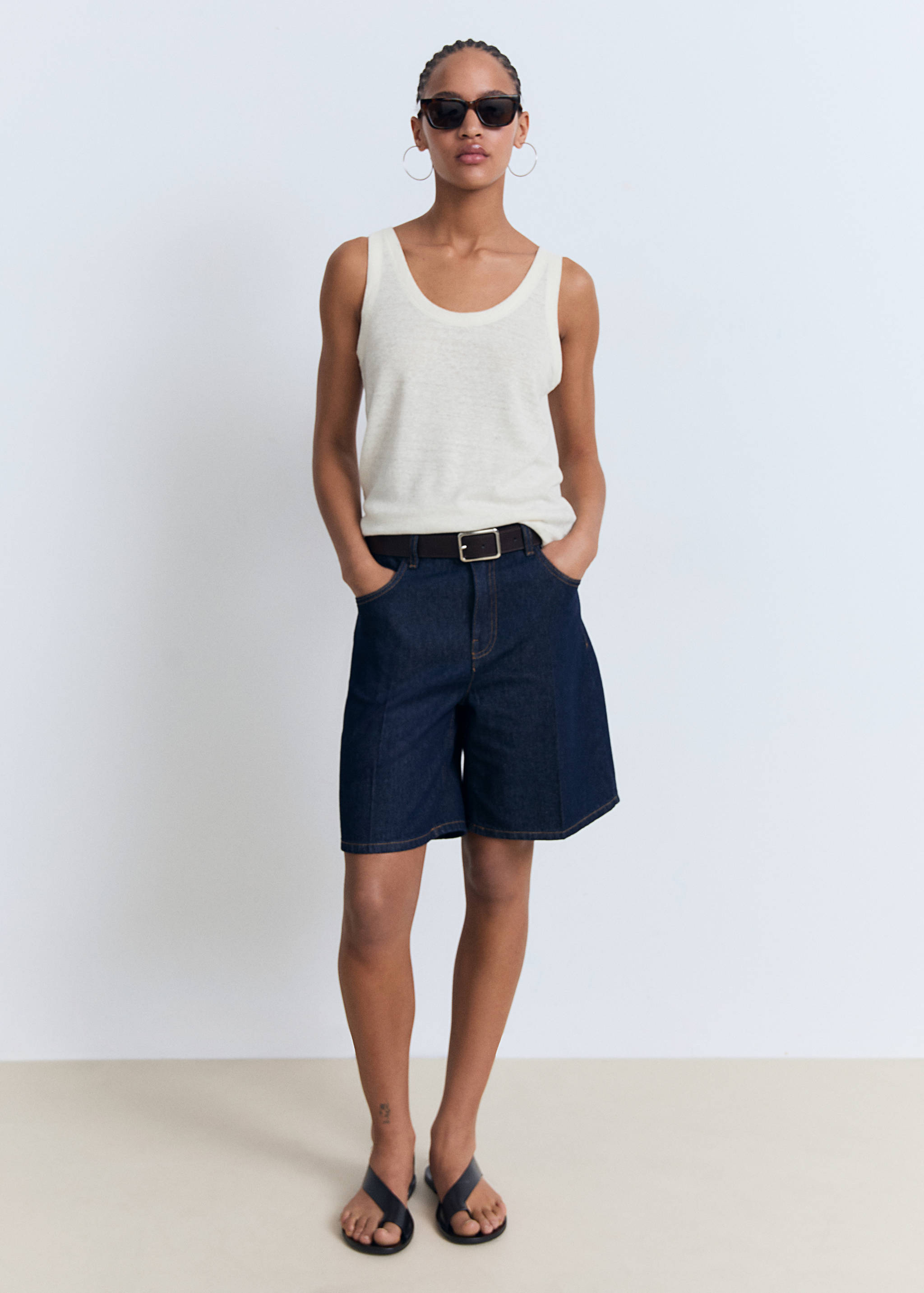 Linen top with sleeves - General plane