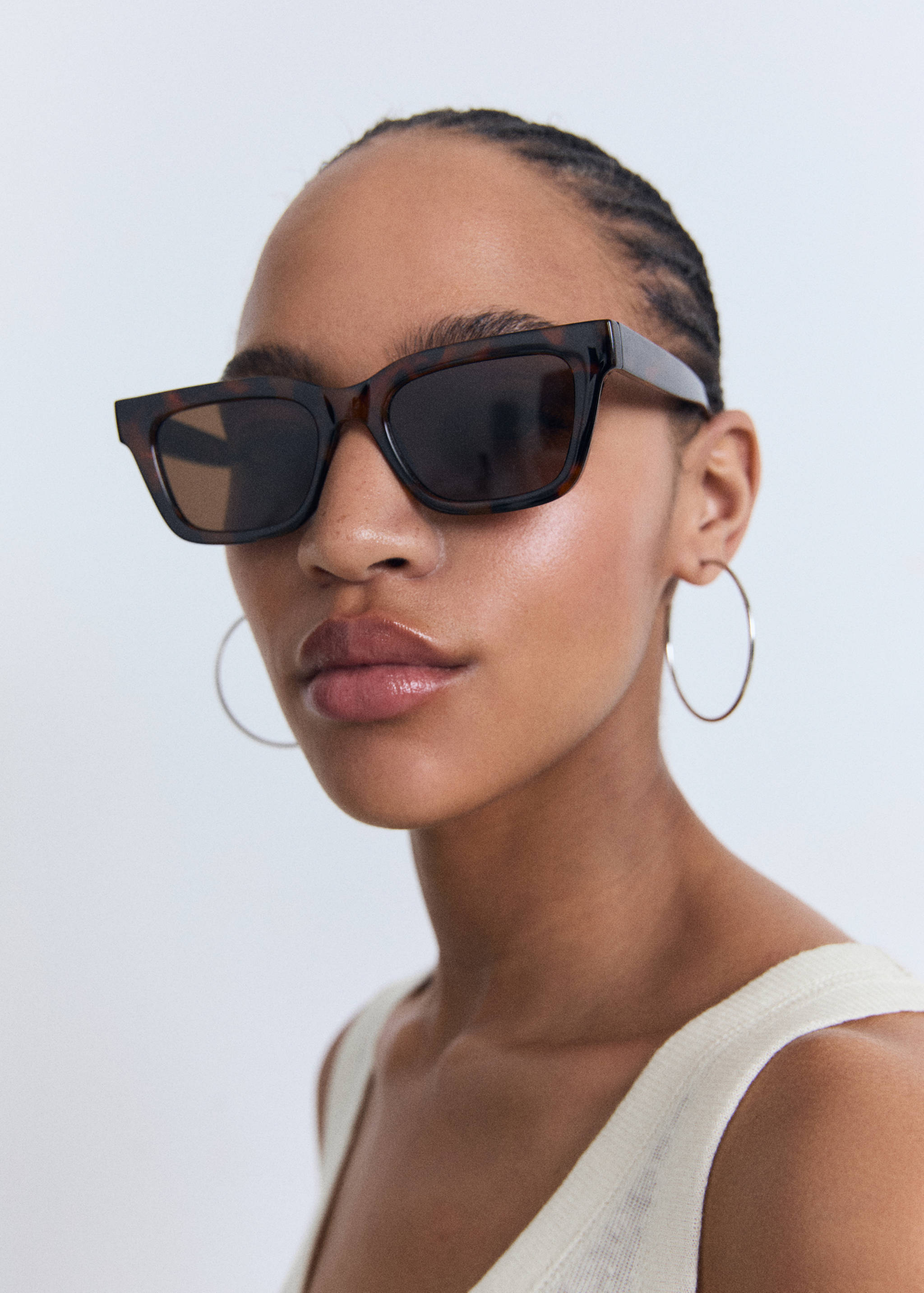 Linen top with sleeves - Details of the article 1