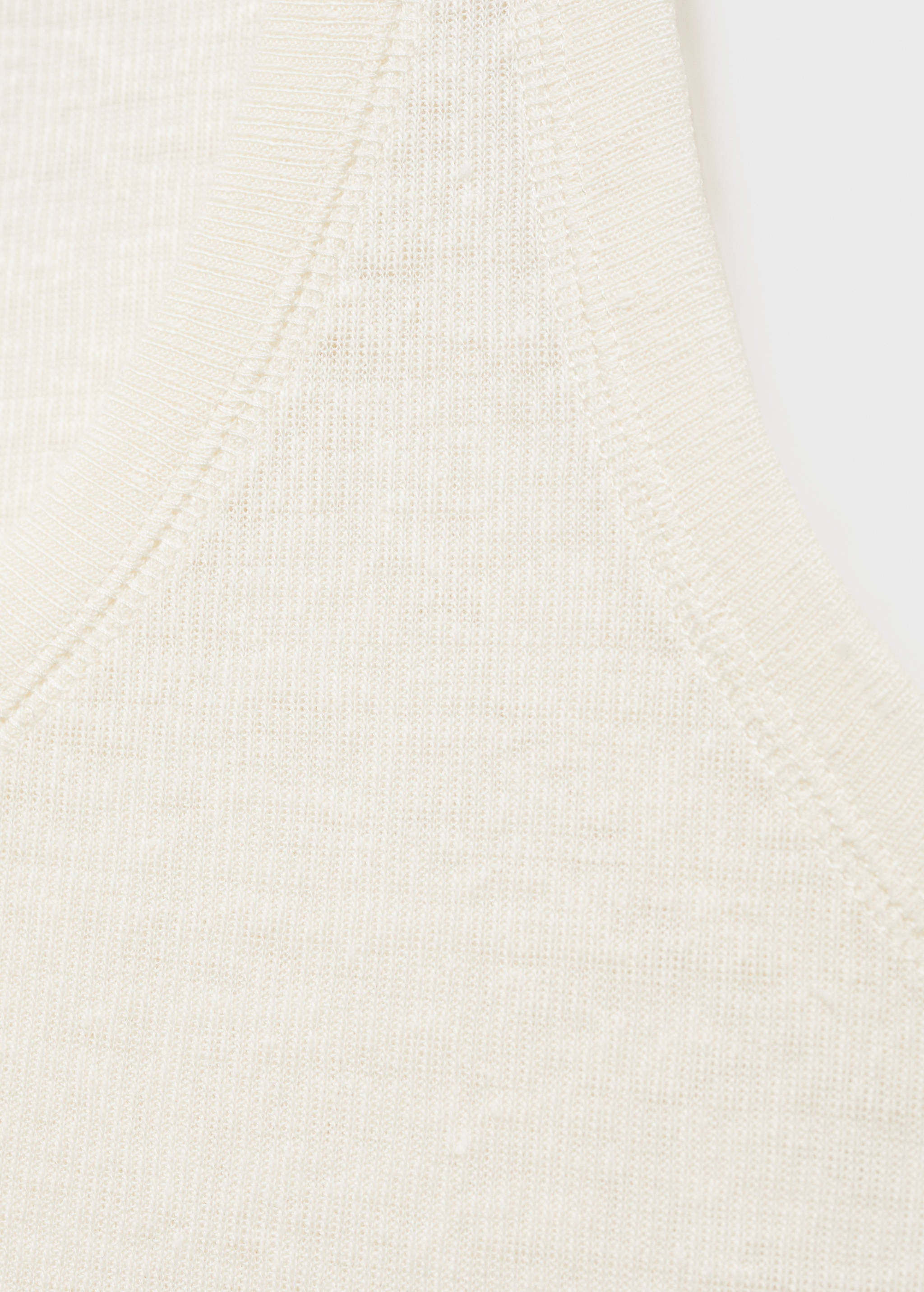 Linen top with sleeves - Details of the article 8