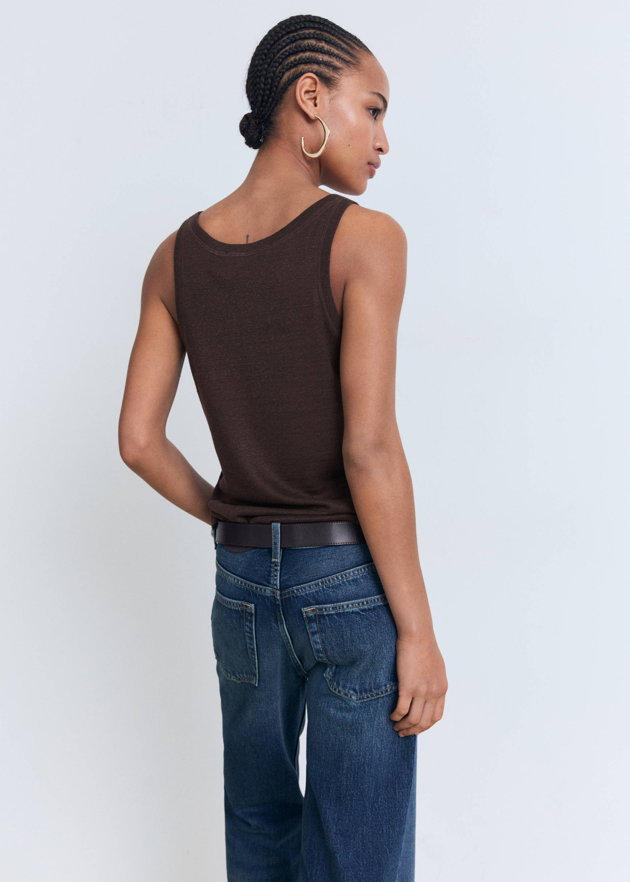 Linen top with sleeves - Reverse of the article