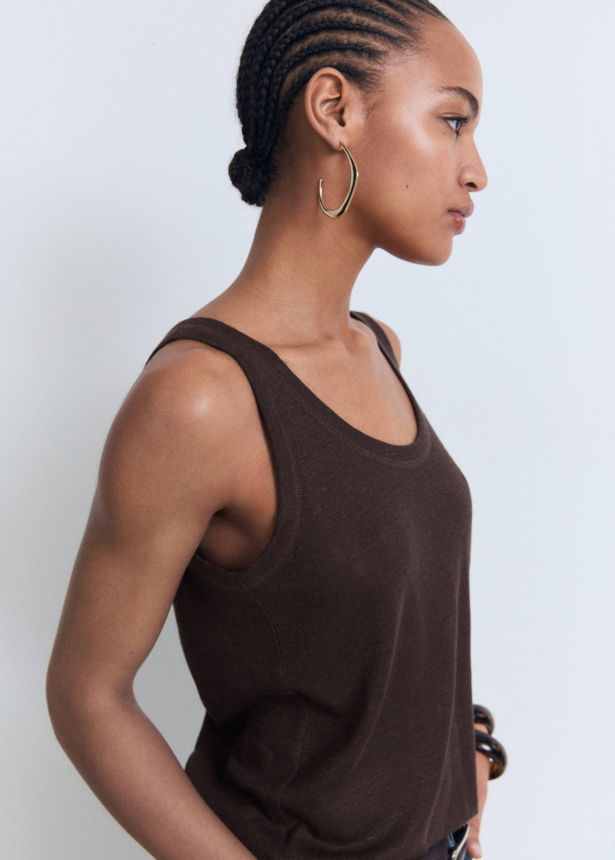 Linen top with sleeves - Details of the article 2