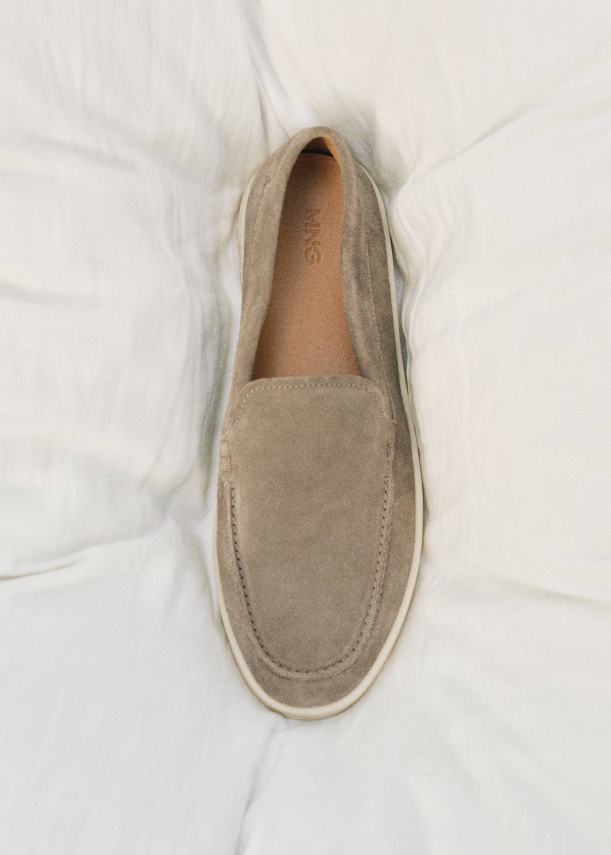 Chaussures cuir suède - Plan général