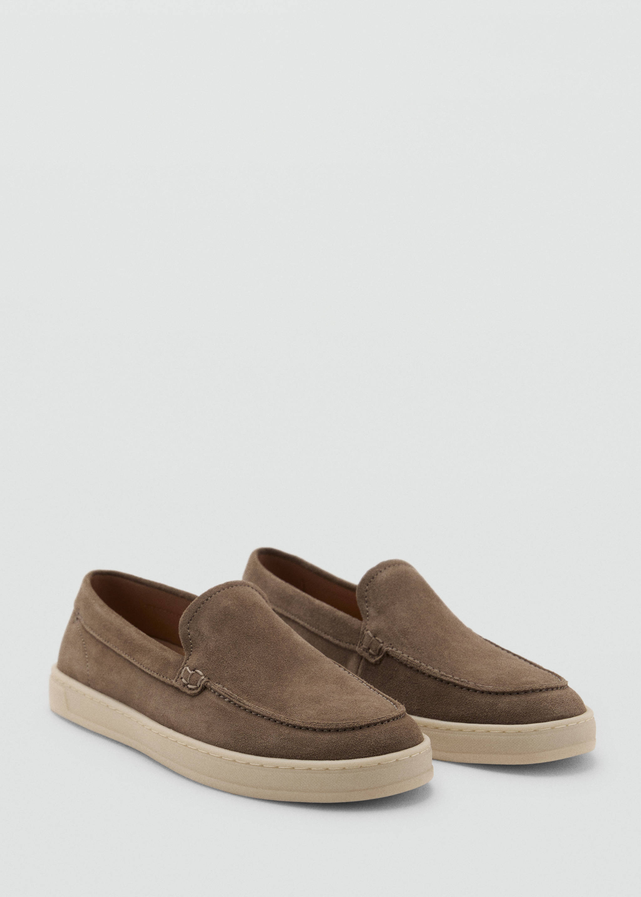 Chaussures cuir suède - Plan moyen