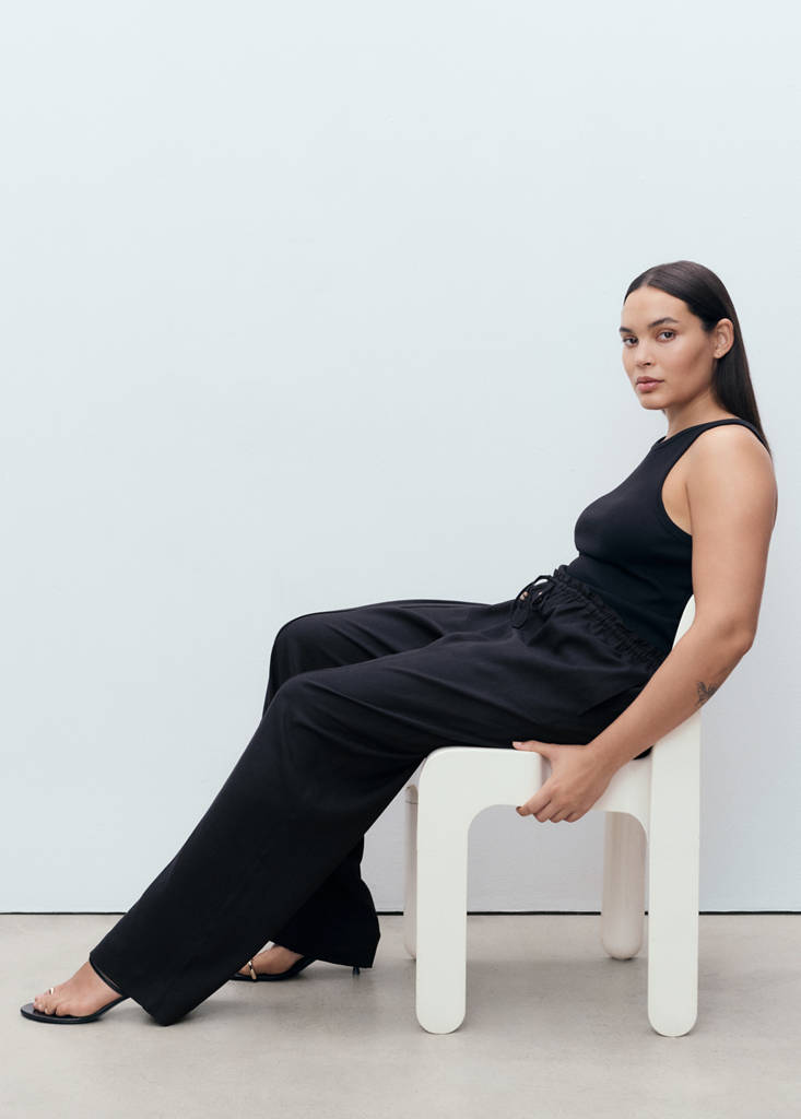 Linen-blend elastic waist trousers — Black