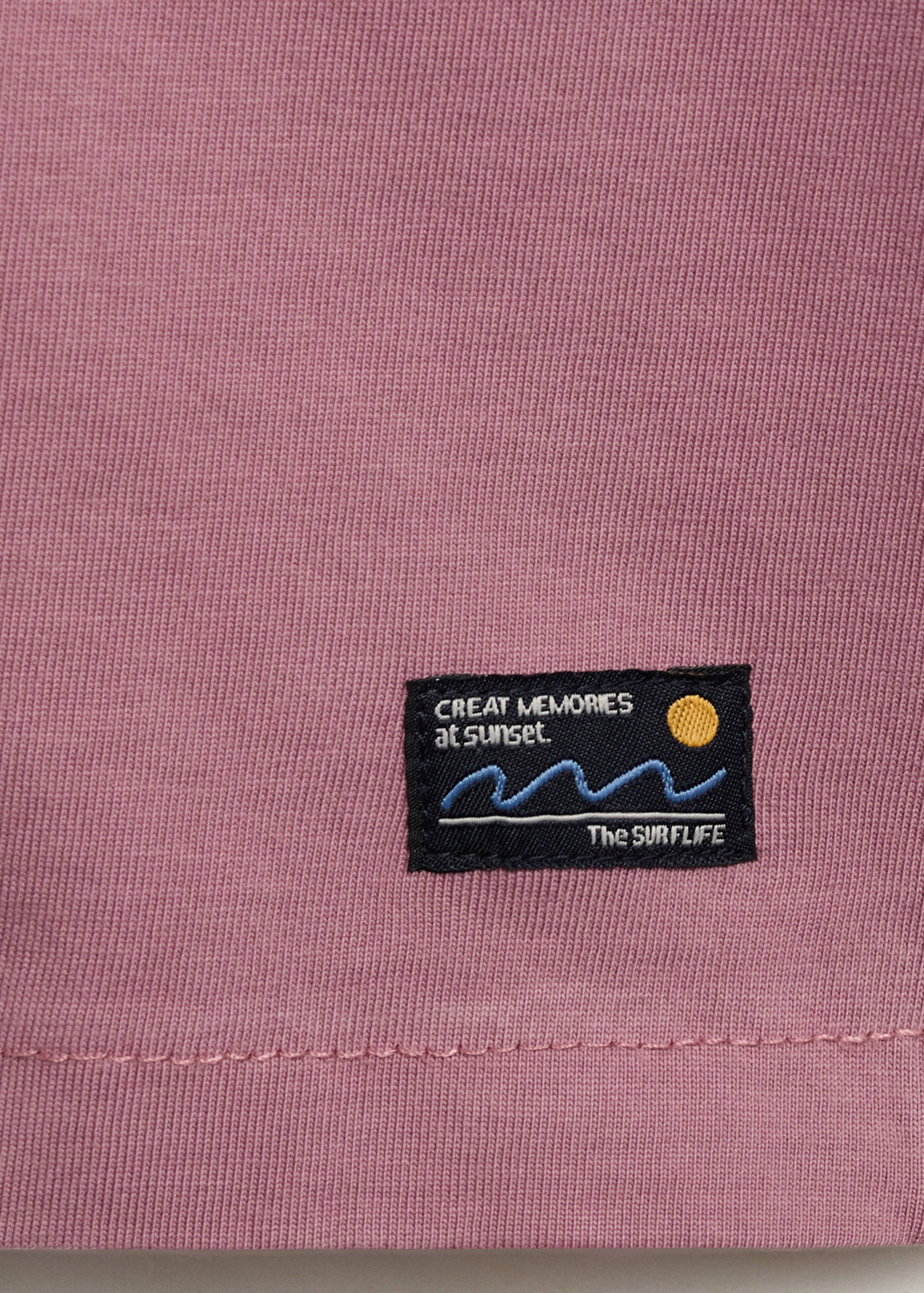 Comfy-fit bermuda shorts with drawstring - Details of the article 0