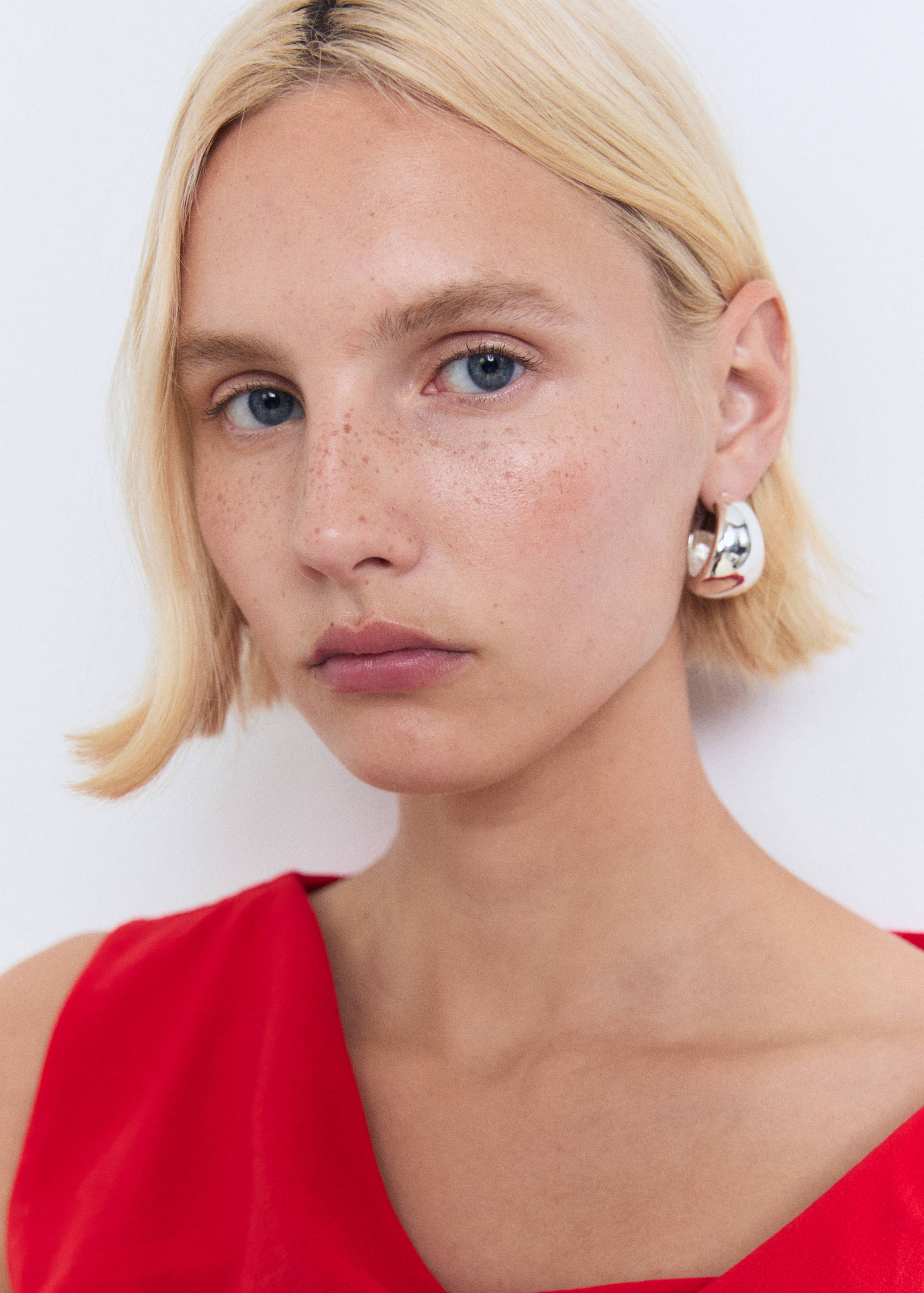 Top assimétrico com alça drapeada - Pormenor do artigo 1