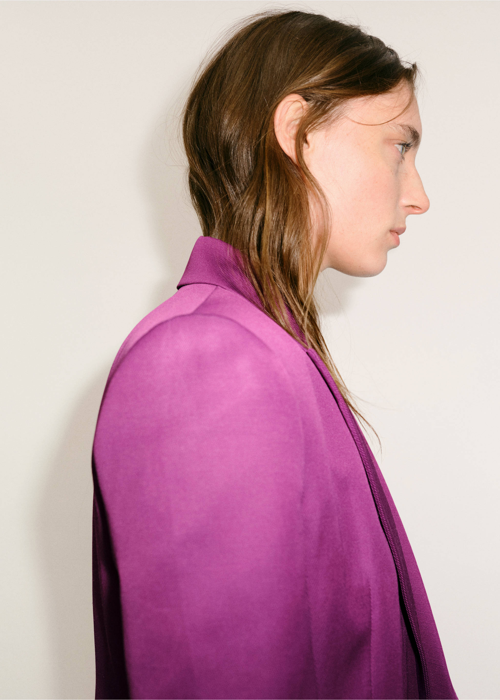 Blazer costume croisé lin mélangé - Détail de l'article 6, Fuchsia. Ref: 17071264-00.