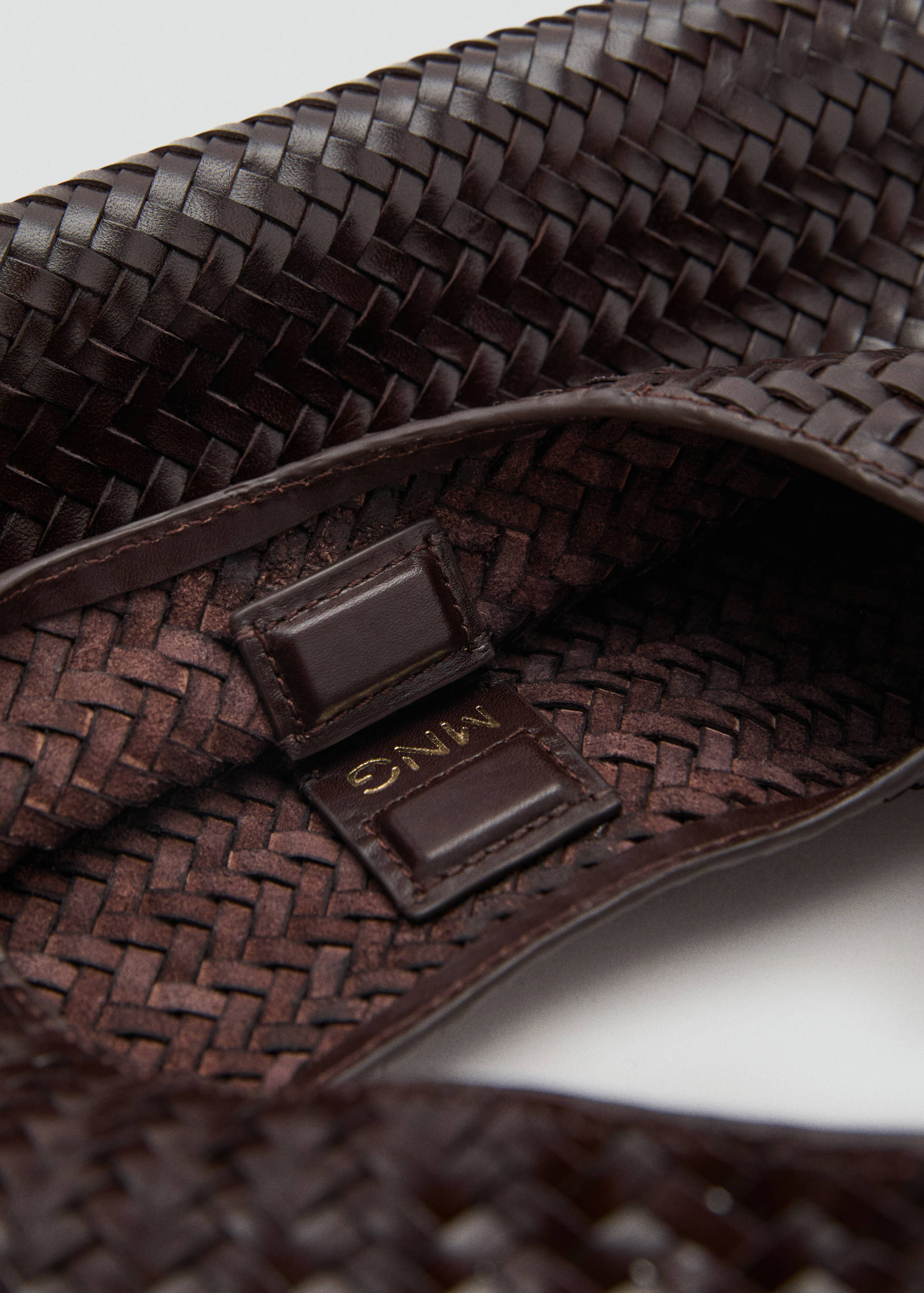 Τσάντα μικρή πλεγμένο δέρμα - Λεπτομέρεια του προϊόντος 2