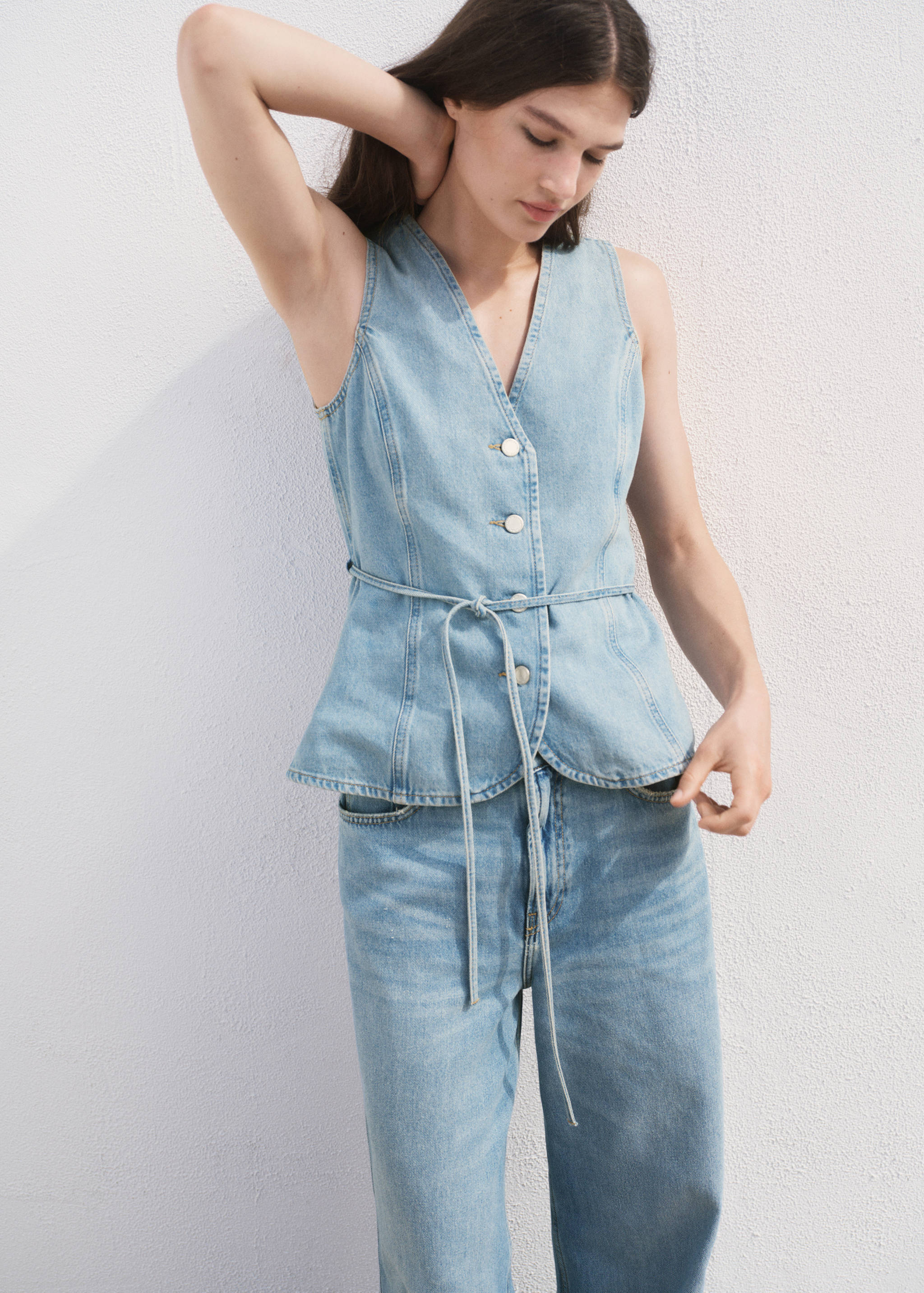 Buttoned denim vest - Medium plane
