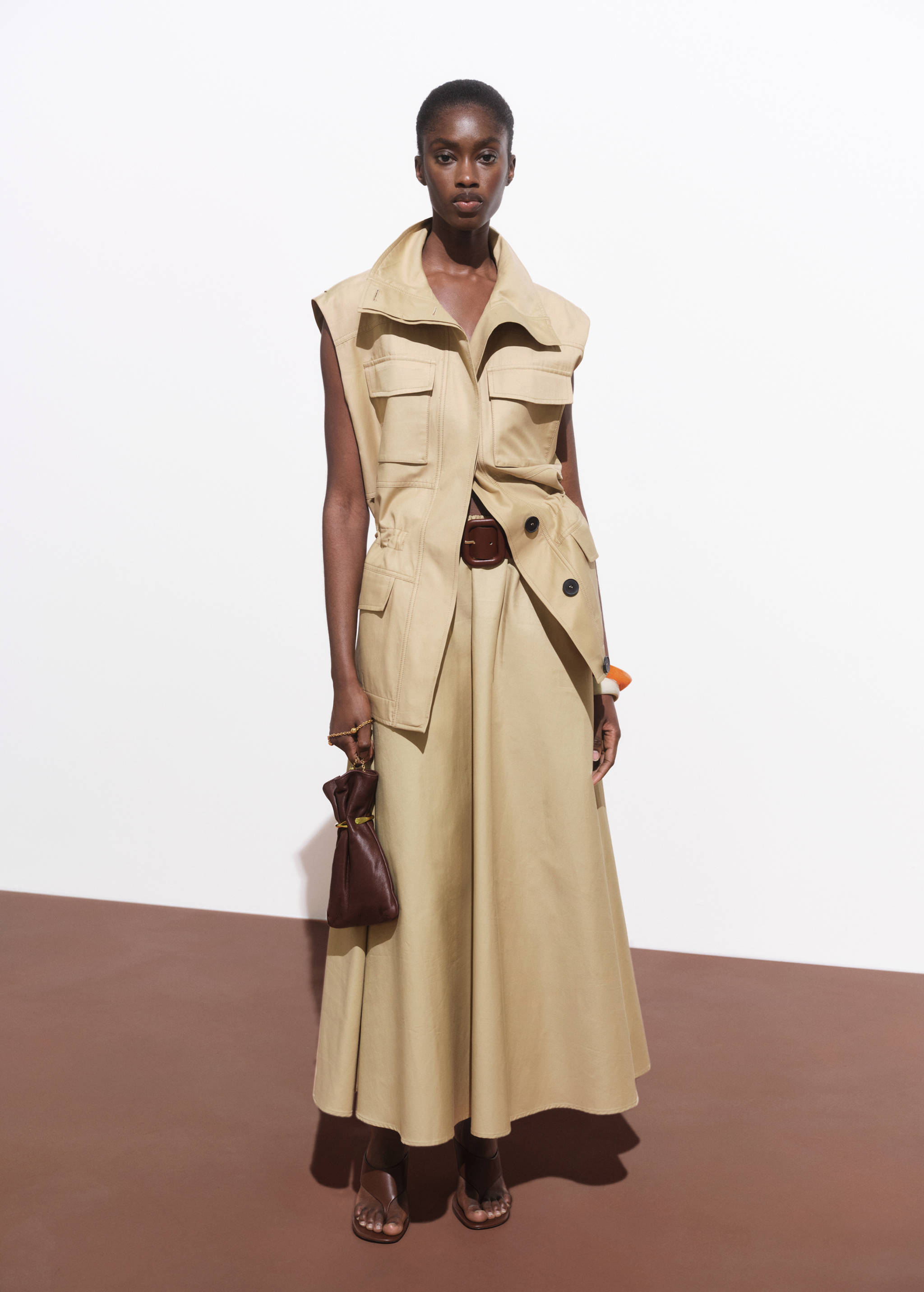 Oversized vest with cargo pockets - General plane