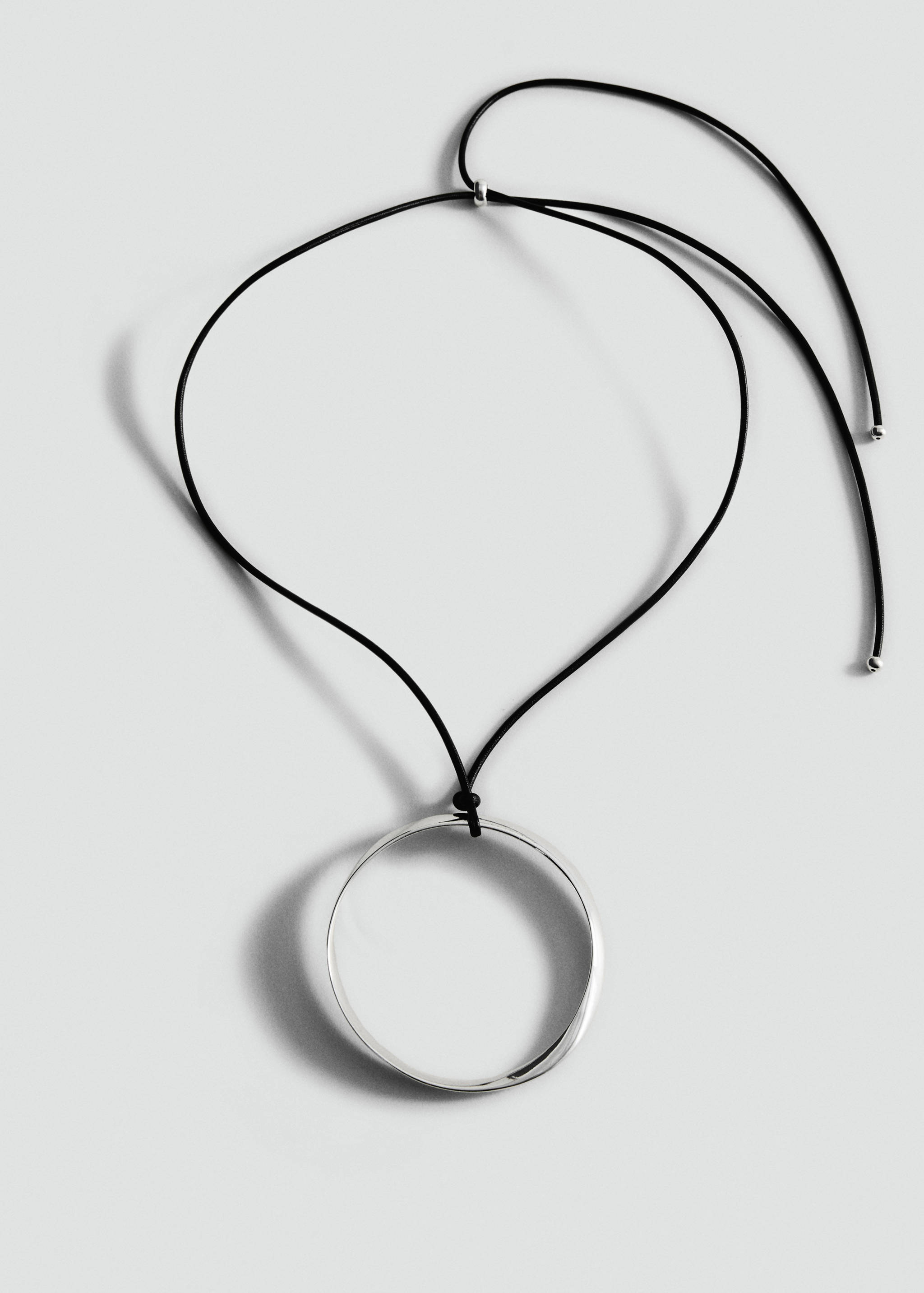 Hoop pendant necklace - Article without model