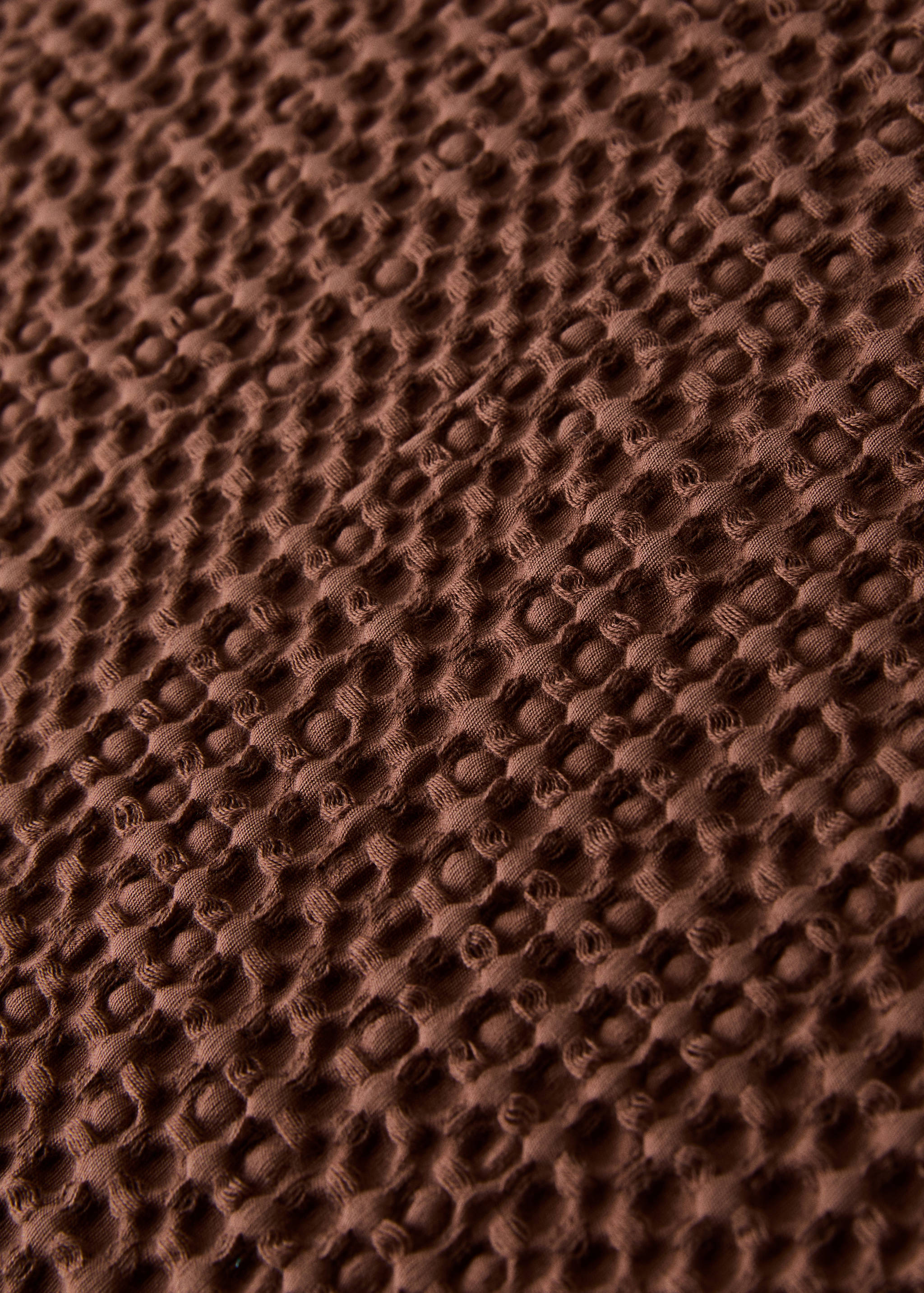 Capa de almofada decorativa de gaze de algodão garment-dyed com textura waffle 50x50 cm - Pormenor do artigo 3