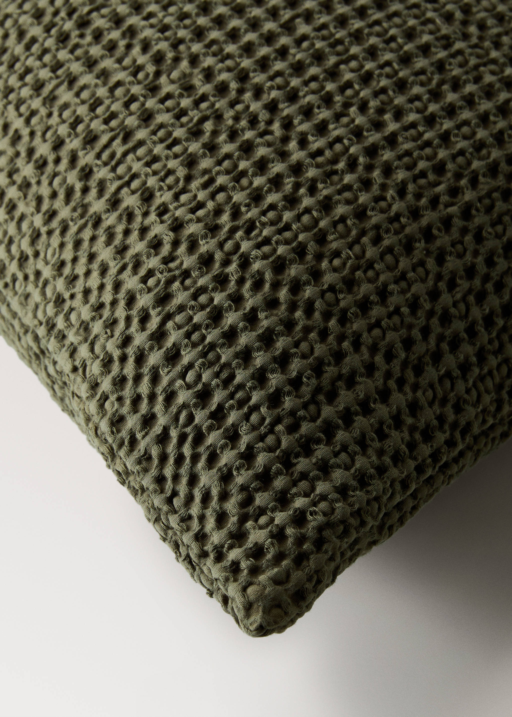Capa de almofada decorativa de gaze de algodão garment-dyed com textura waffle 50x50 cm - Pormenor do artigo 2