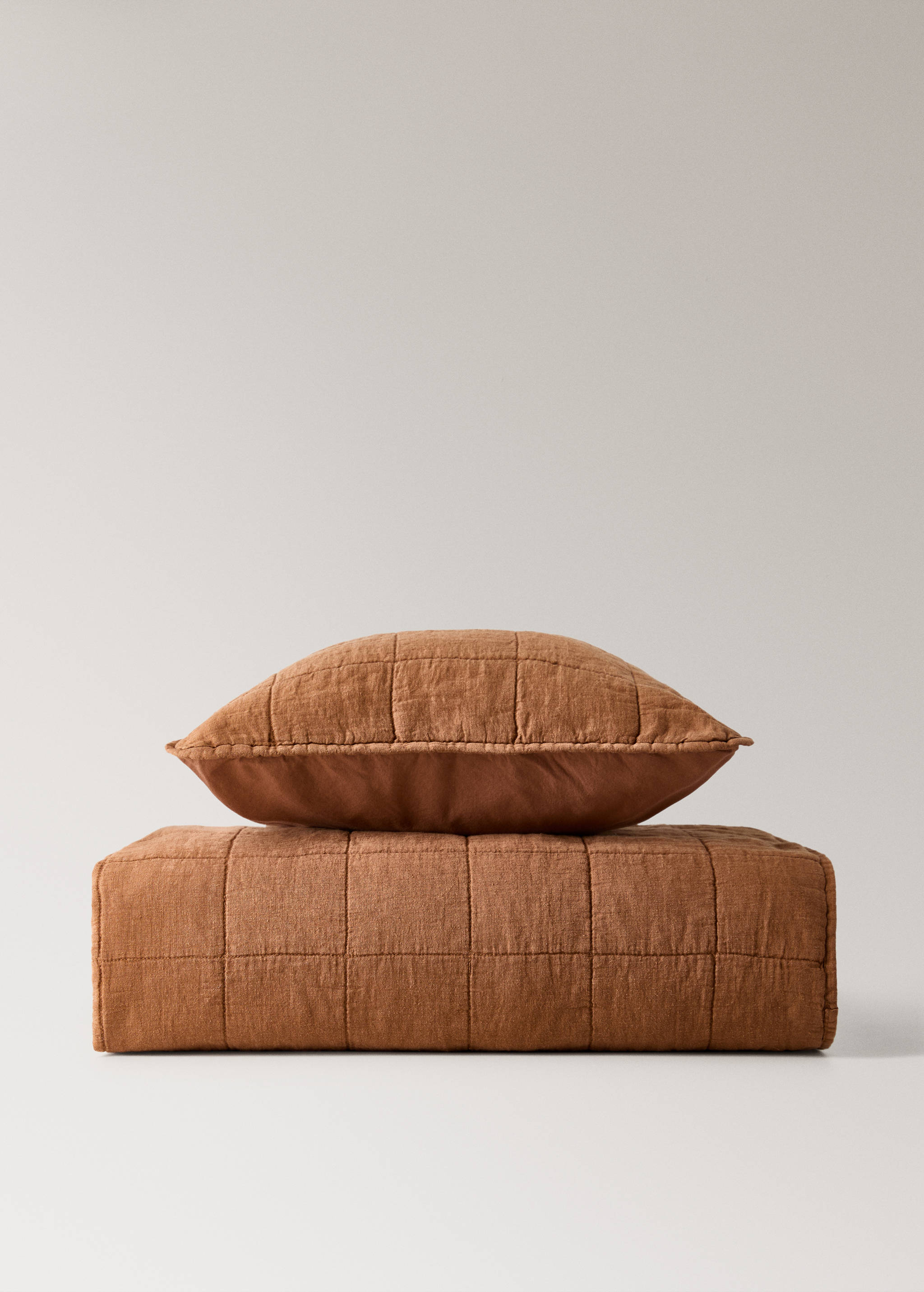 Linen-cotton garment-dyed children's bed cushion cover, 40x40 cm - Details of the article 5