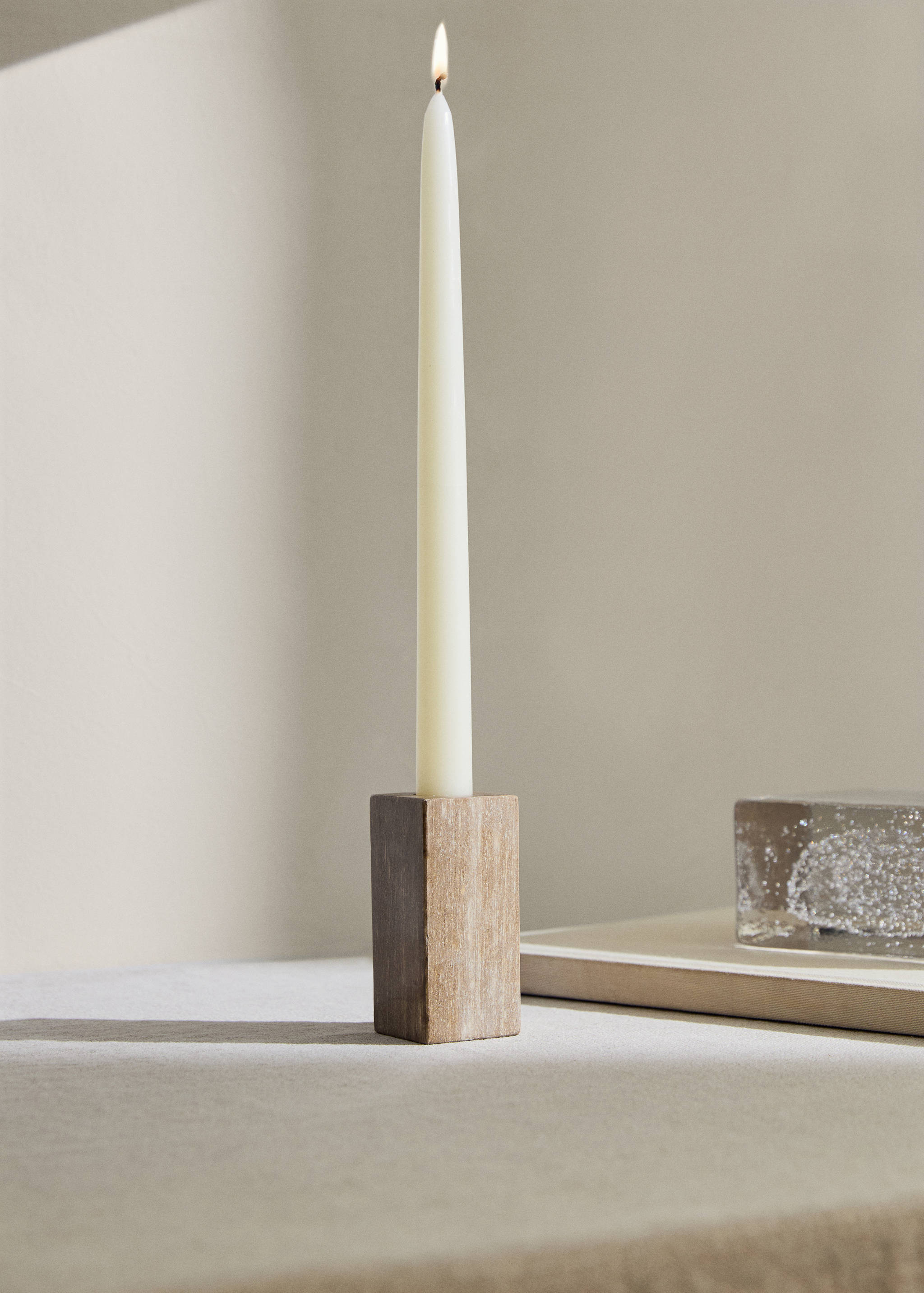 Petrified wood candle holder - General plane