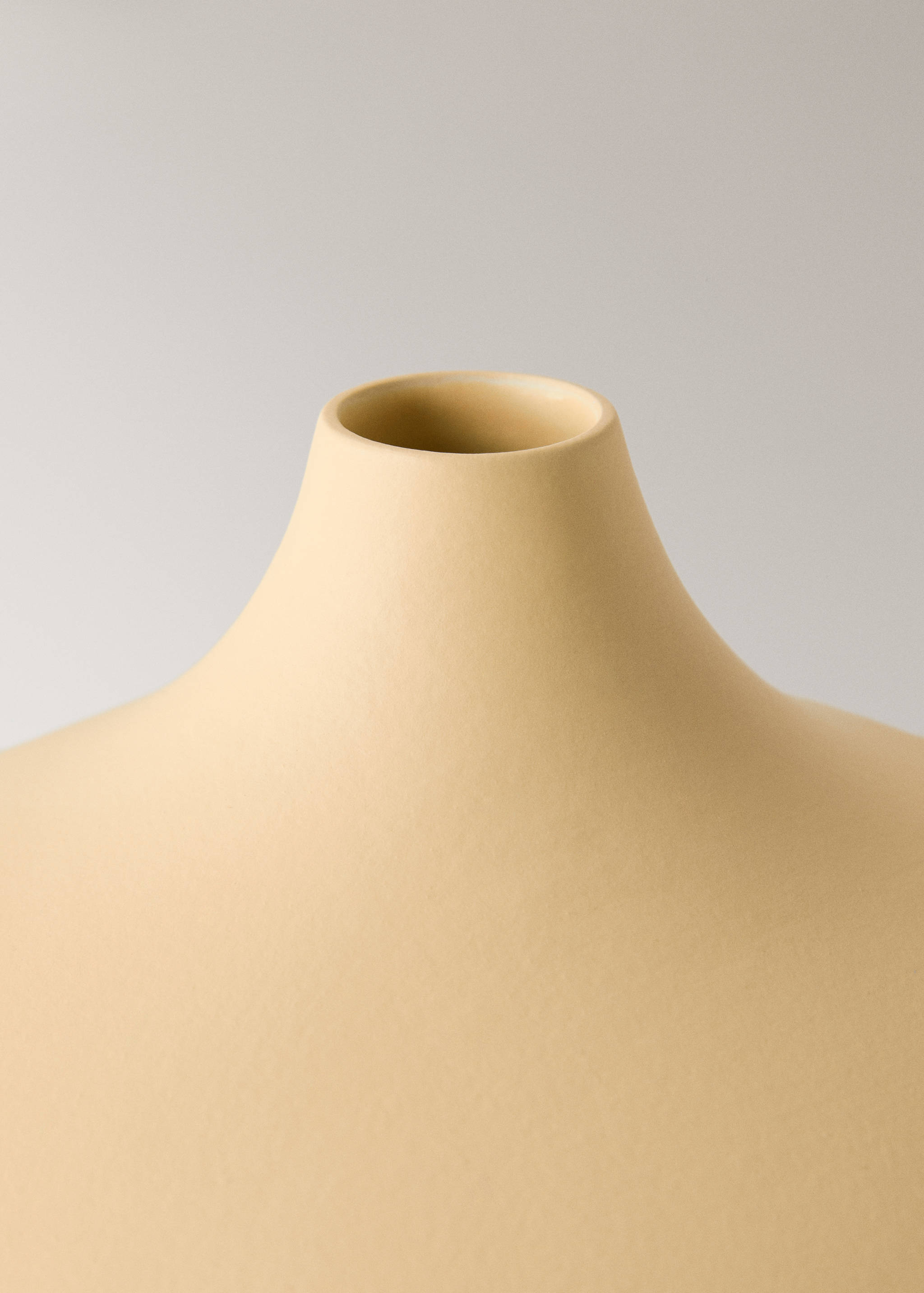 Medium round stoneware jar - Details of the article 1