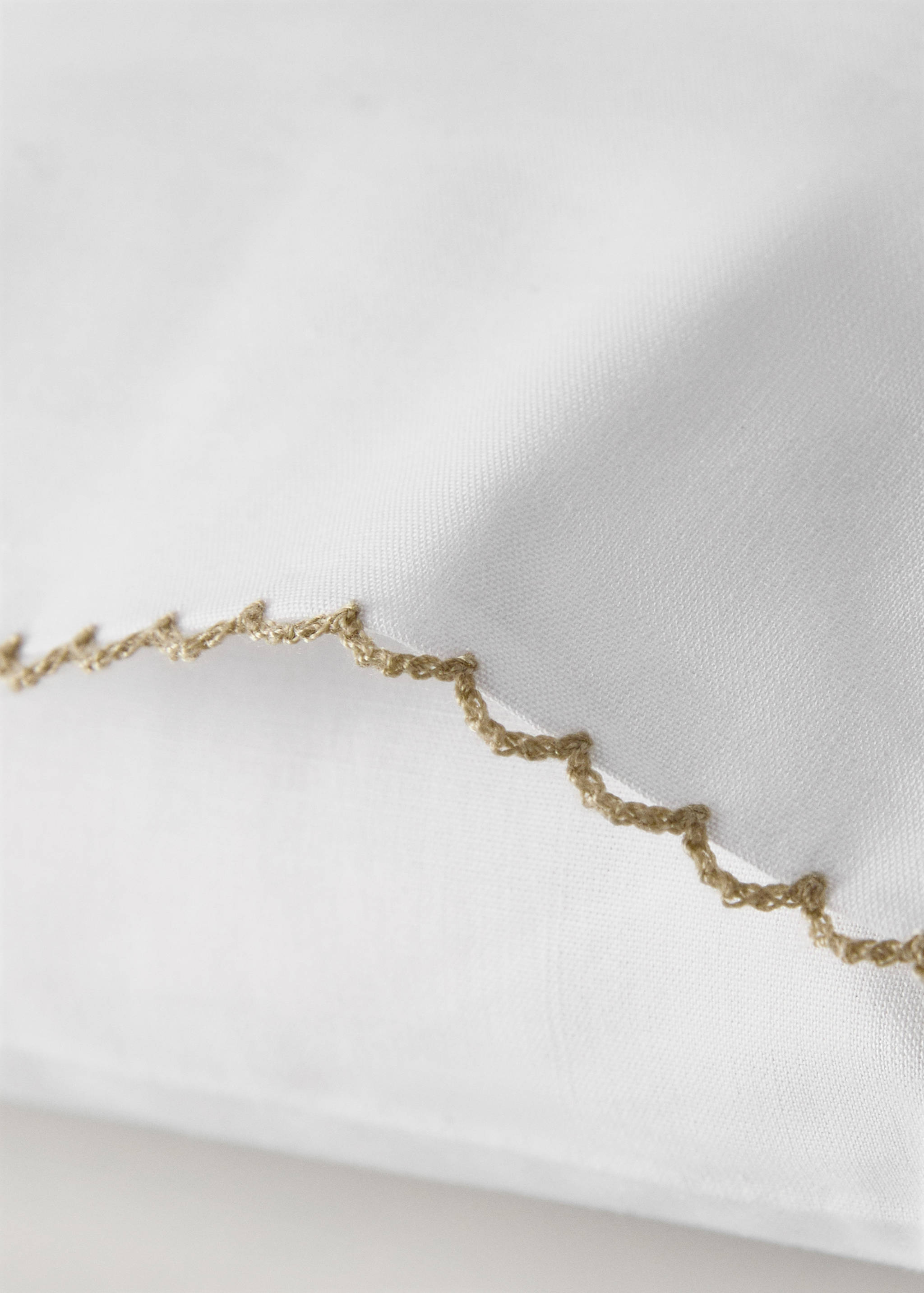 Set of percale cotton top and pillow with picueta detail for mini-cot - Details of the article 4