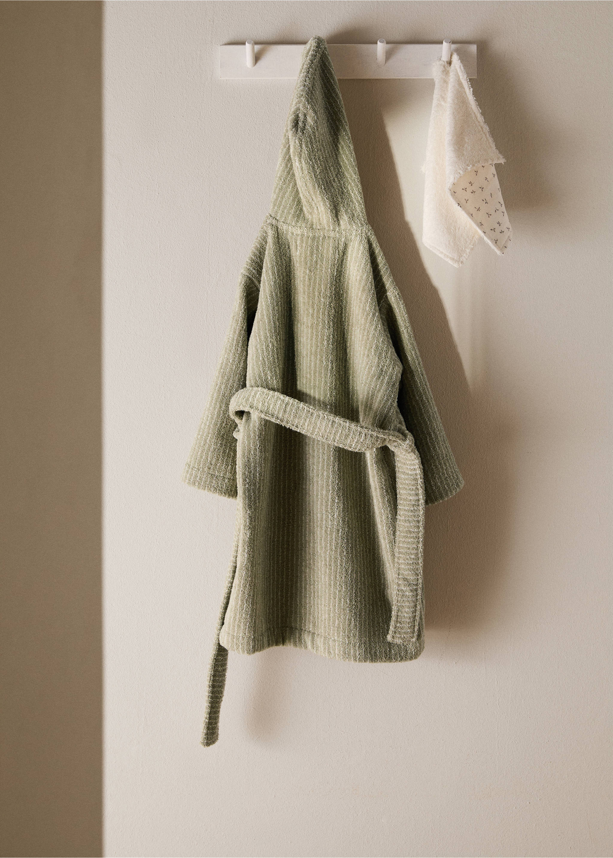 Kinderbademantel aus Baumwolle im Streifendesign - Allgemeine Ansicht, Grün. Ref: 17071568-00.