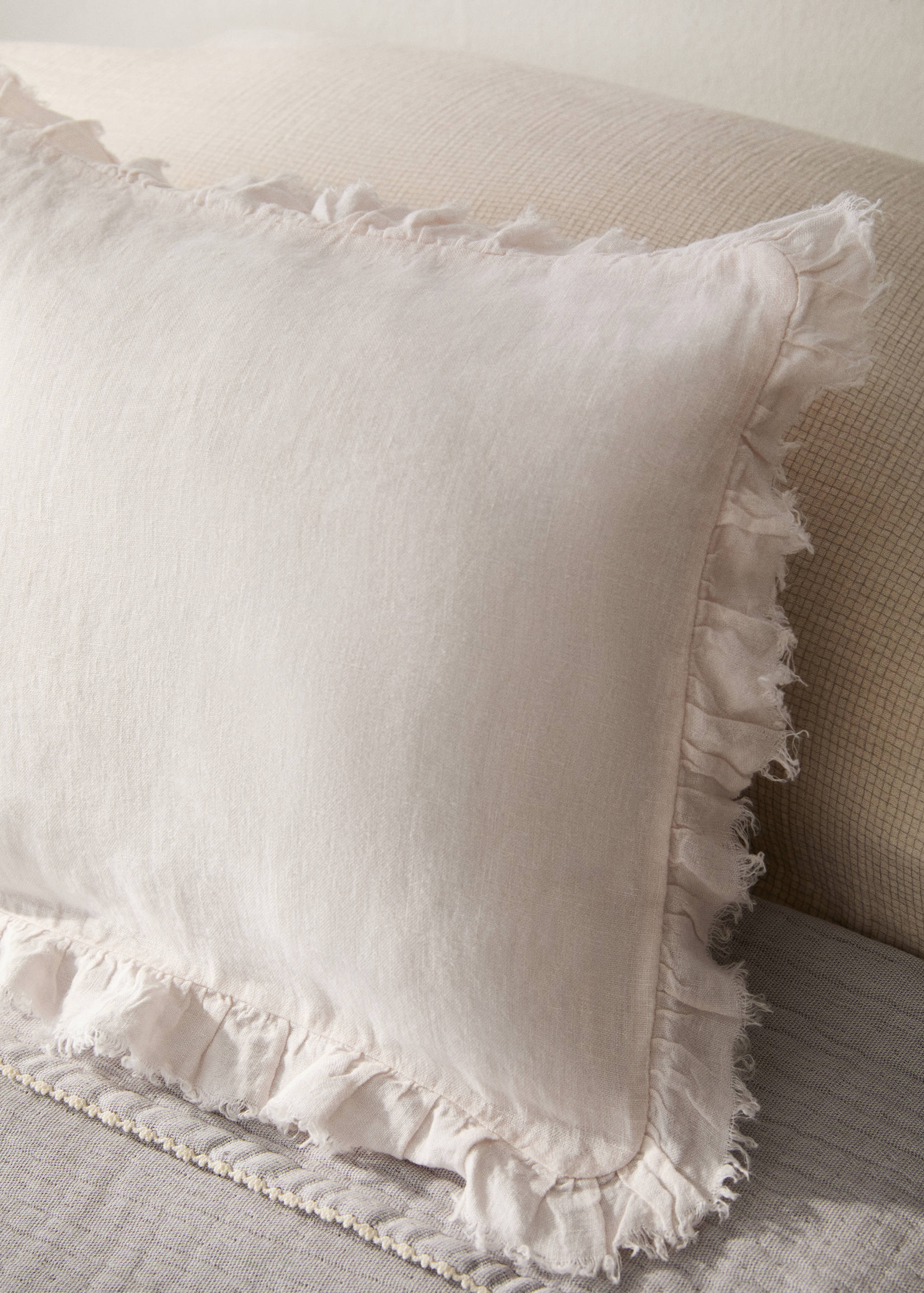 Putetrekk for barn i lin med volang, 30x40 cm - Total bildeutsnitt